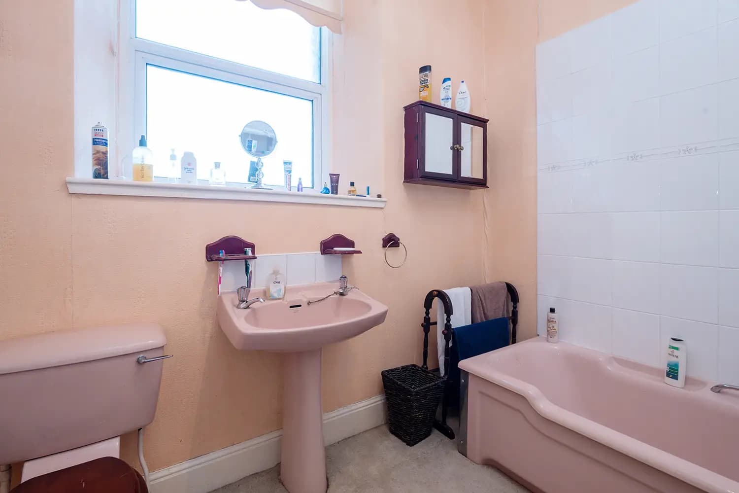 property photo 12 of 25