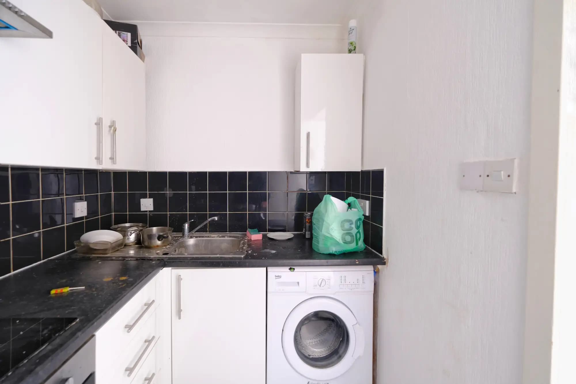 property photo 6 of 20