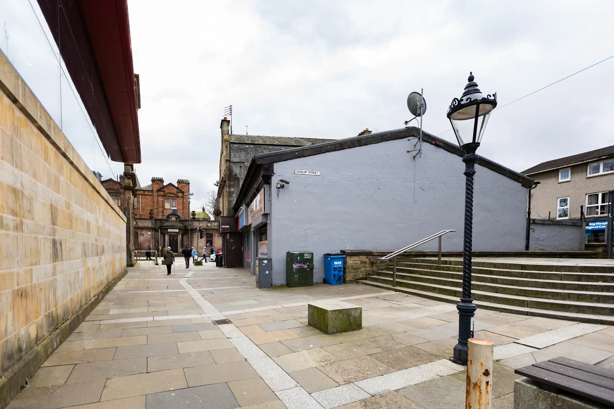 property photo 13 of 14