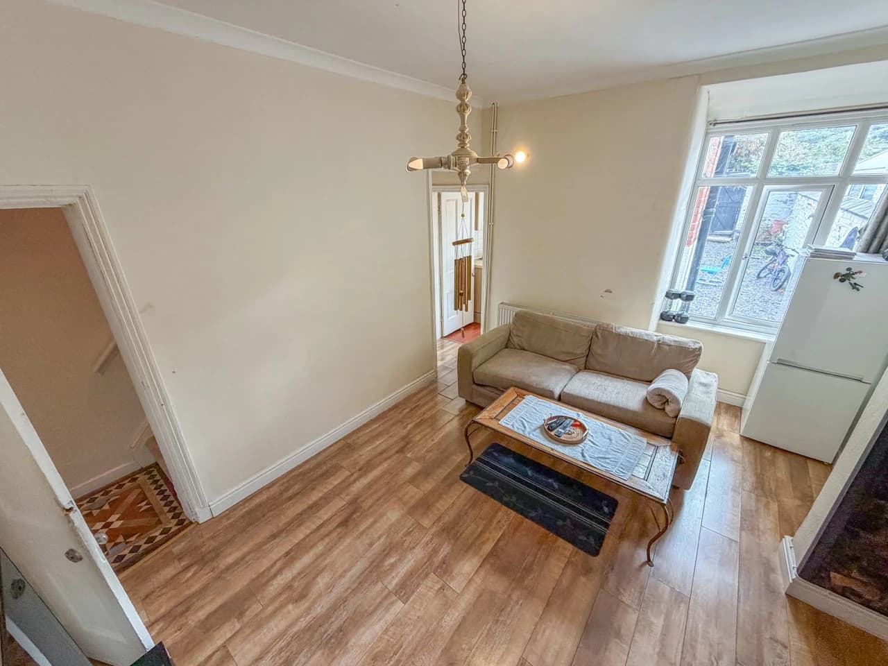 property photo 4 of 25