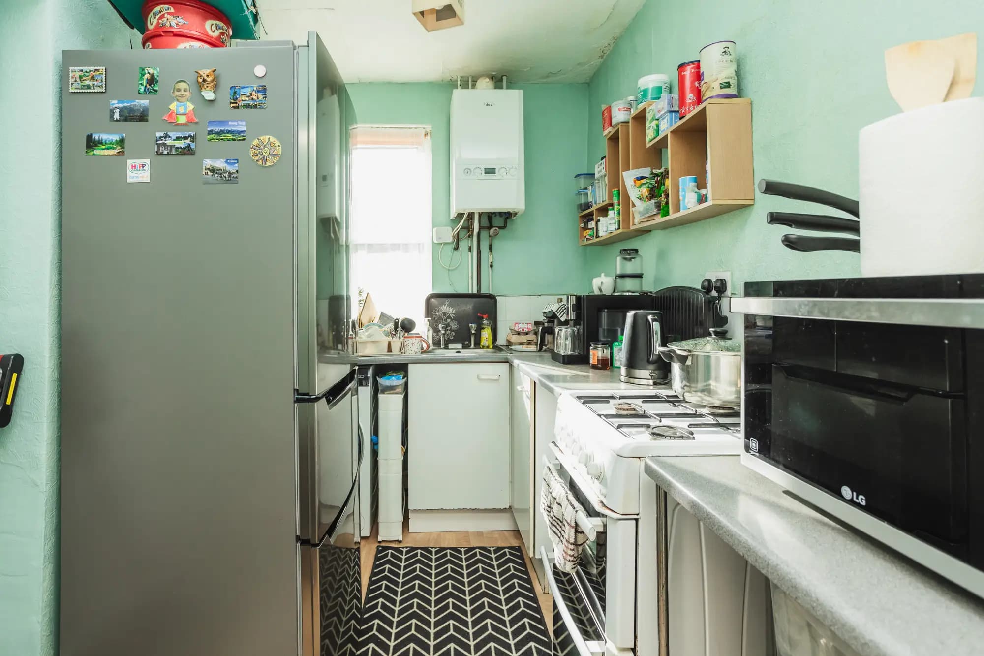 property photo 5 of 19