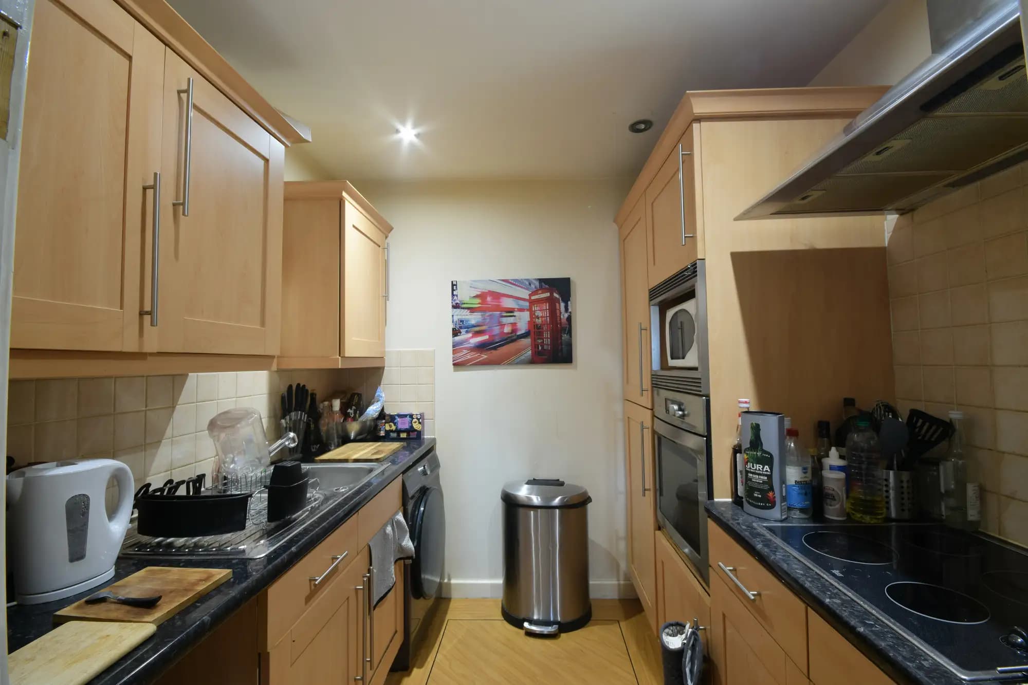 property photo 5 of 12
