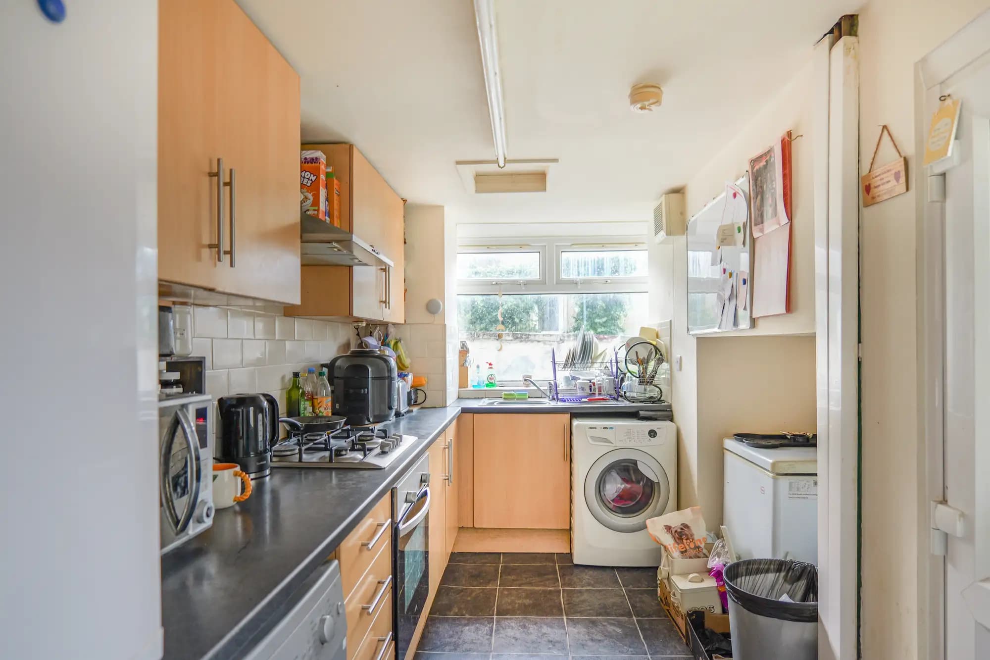 property photo 6 of 28