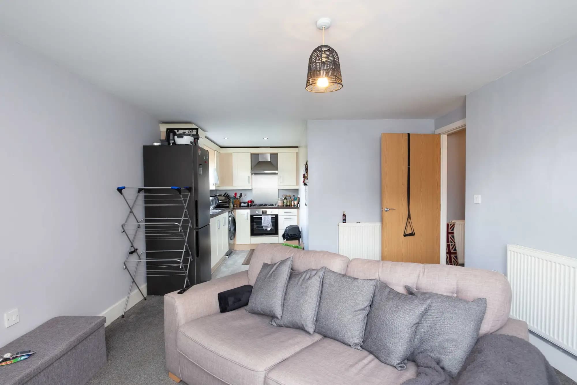 property photo 5 of 16