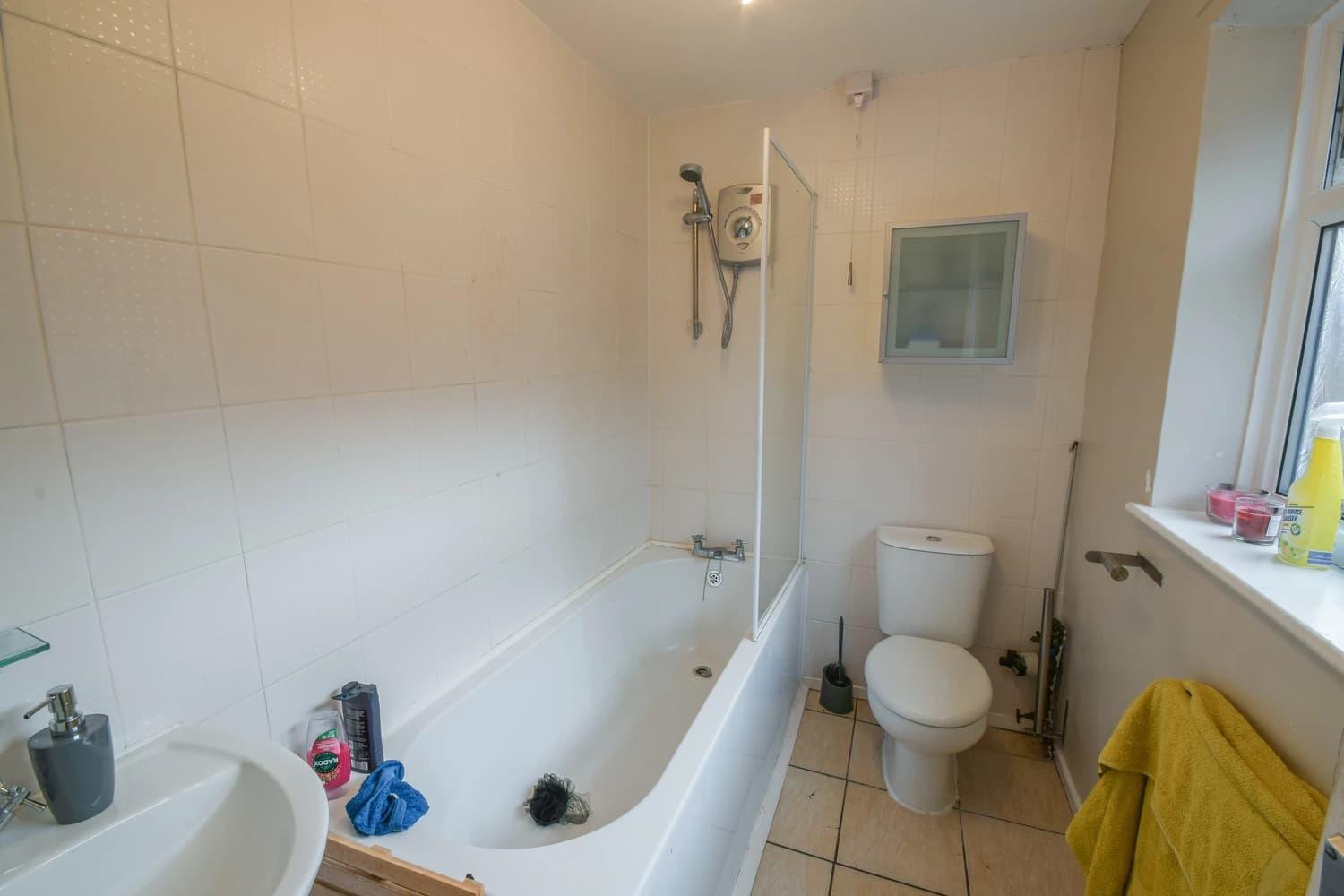 property photo 5 of 14