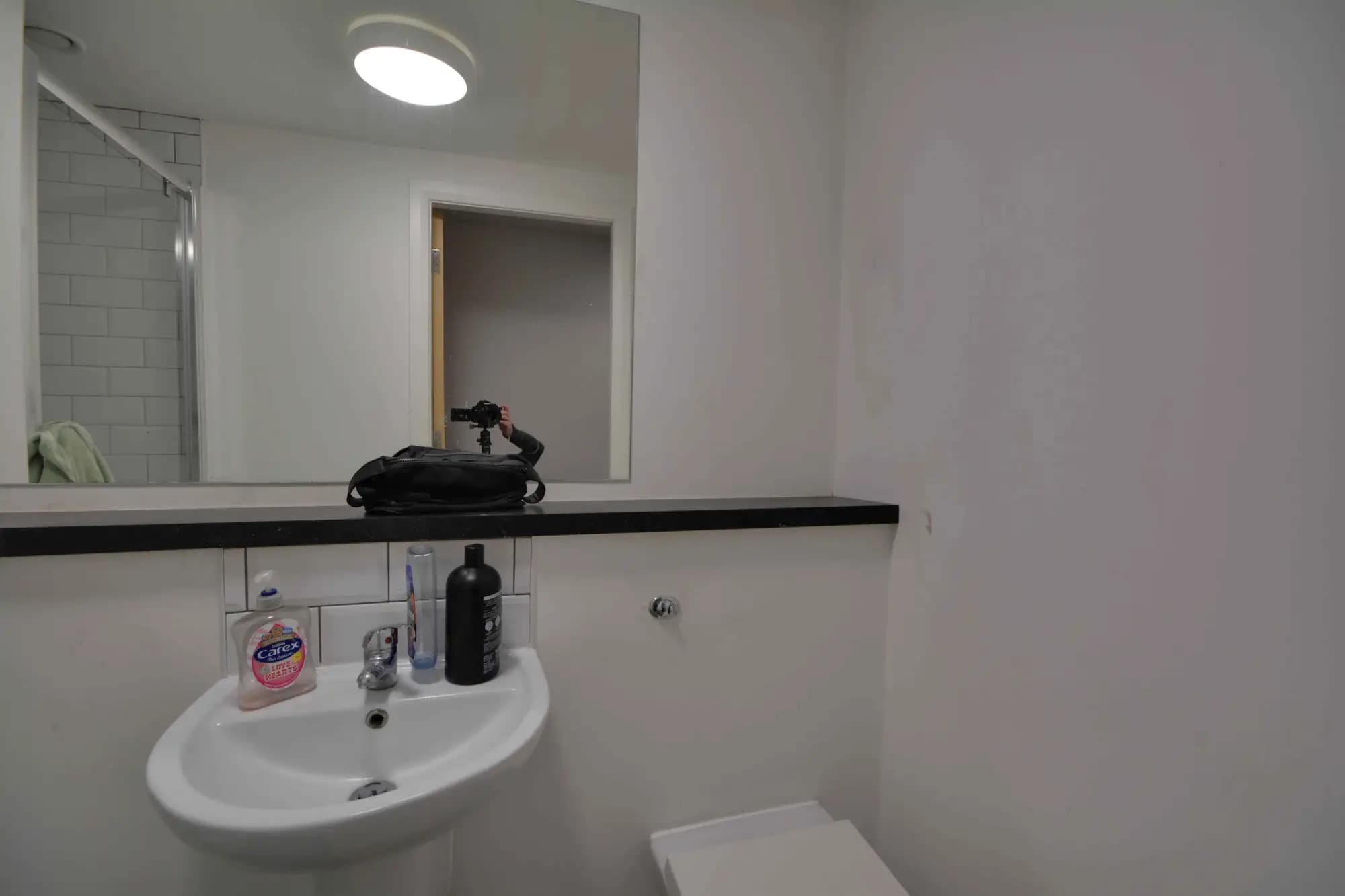 property photo 5 of 14