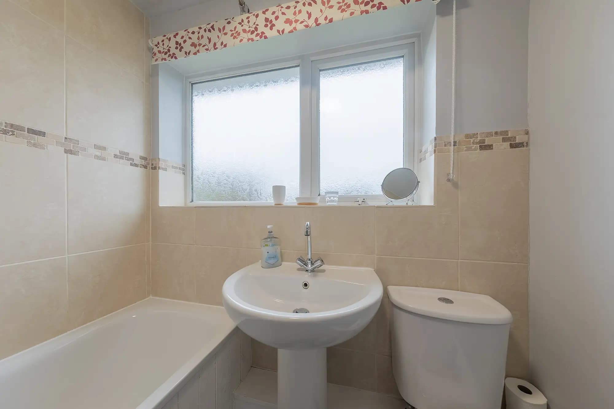 property photo 10 of 32