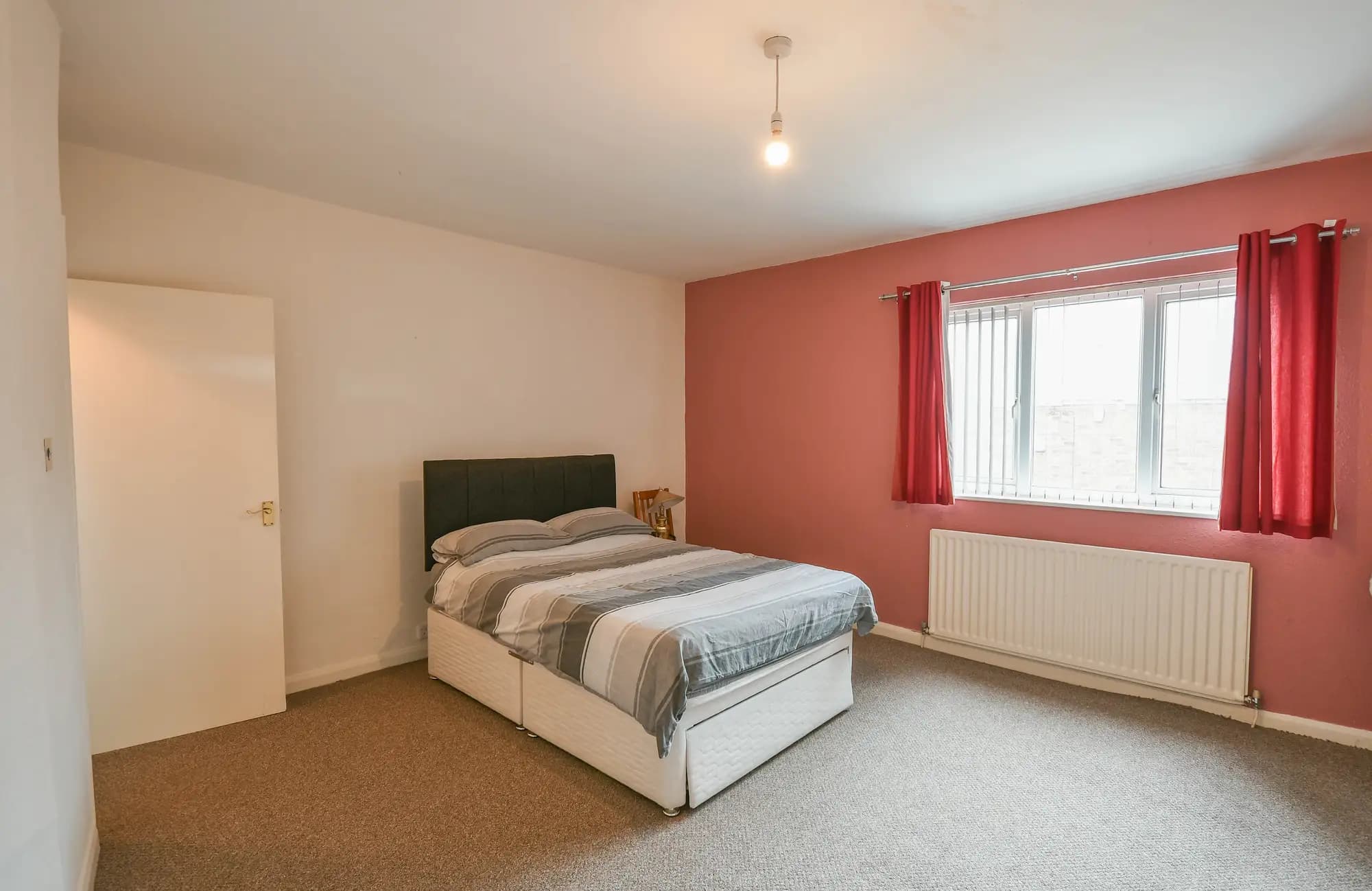 property photo 12 of 20
