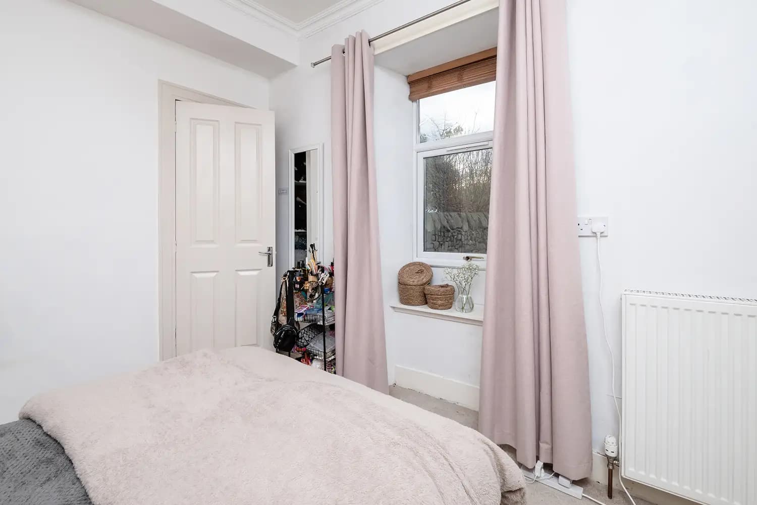 property photo 10 of 15