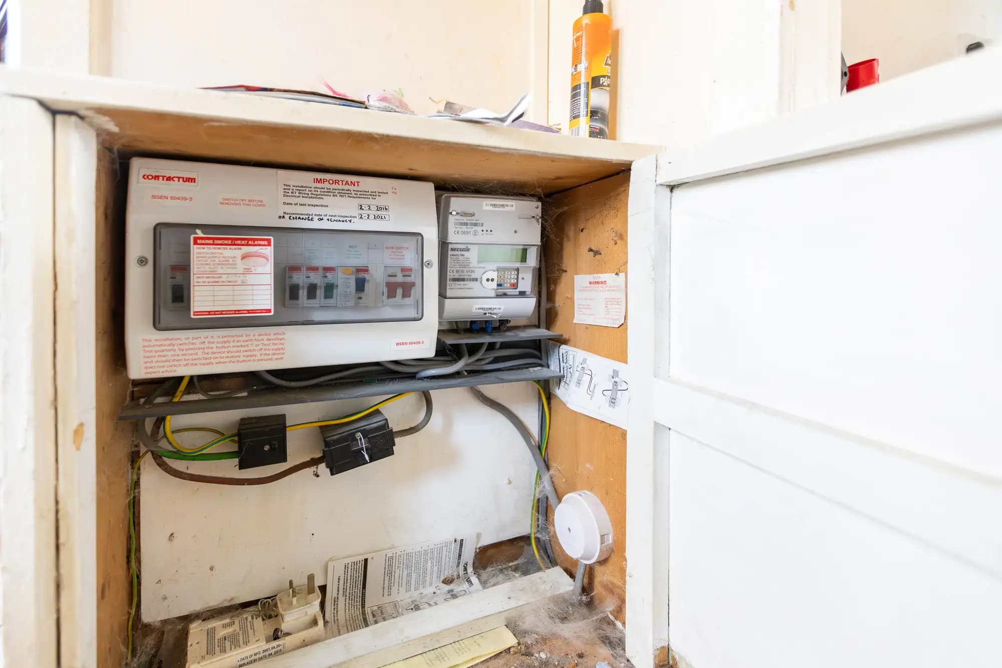 property photo 14 of 17