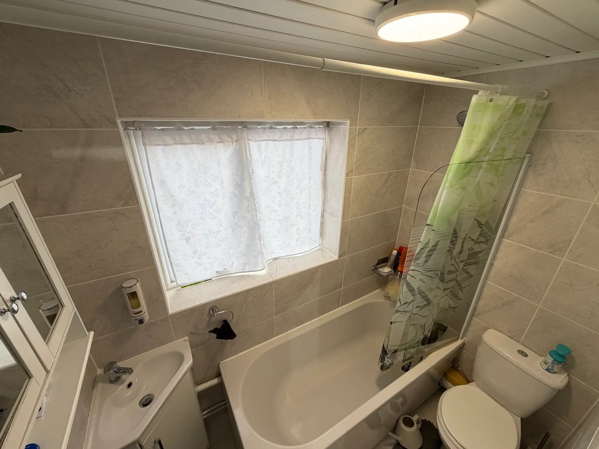 property photo 11 of 26