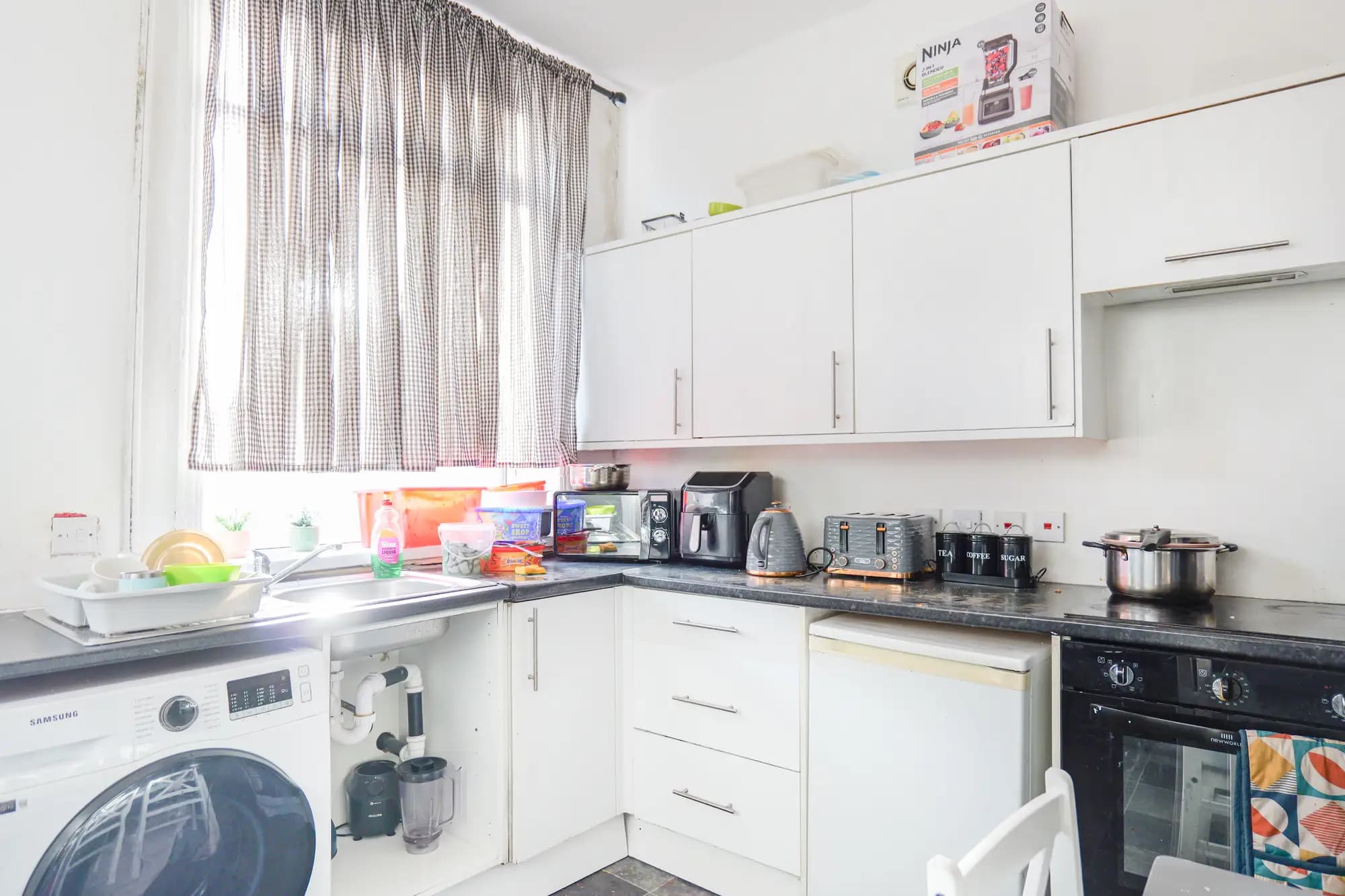 property photo 5 of 14