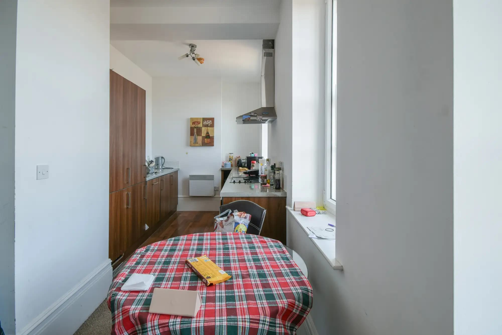 property photo 5 of 15