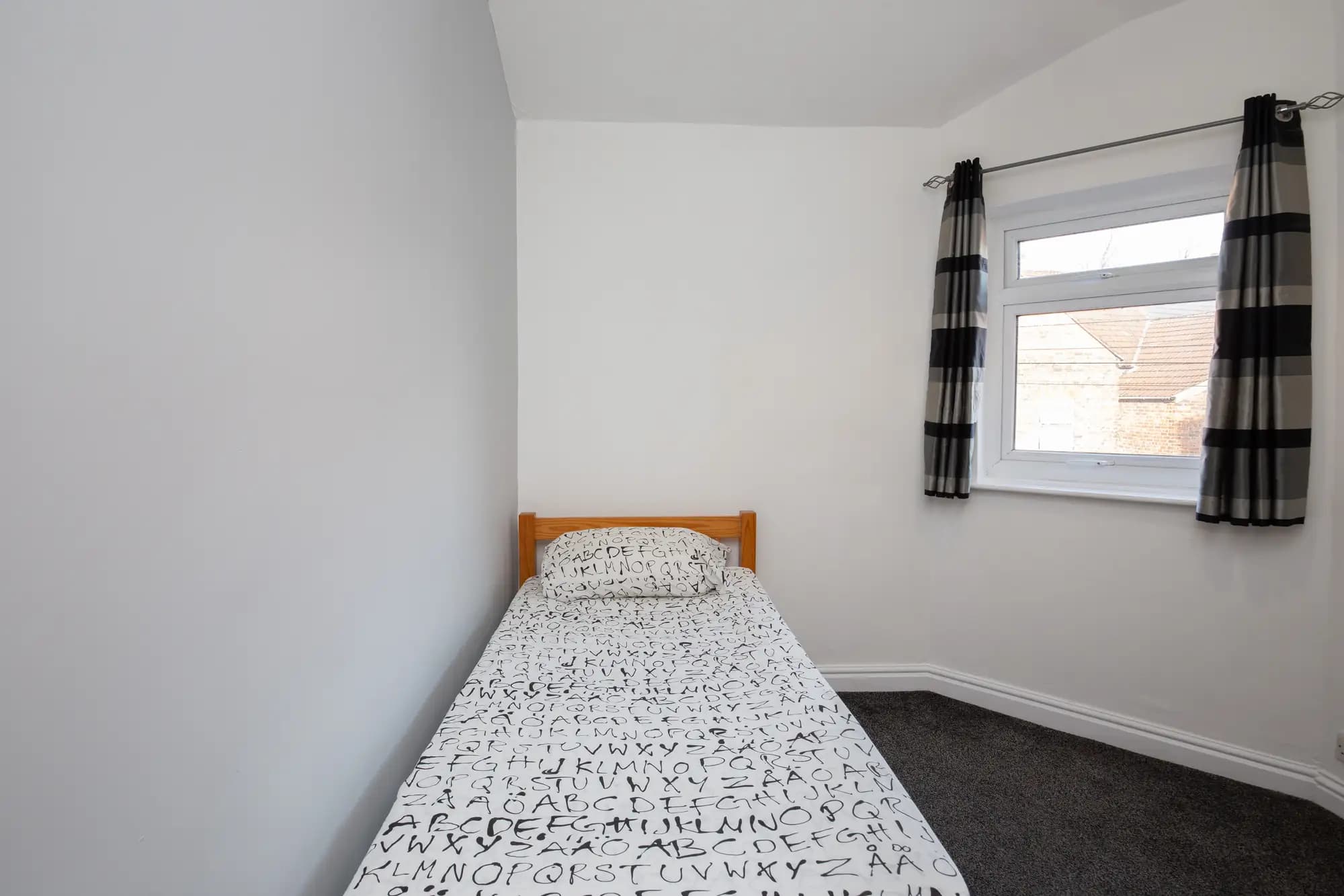 property photo 12 of 21