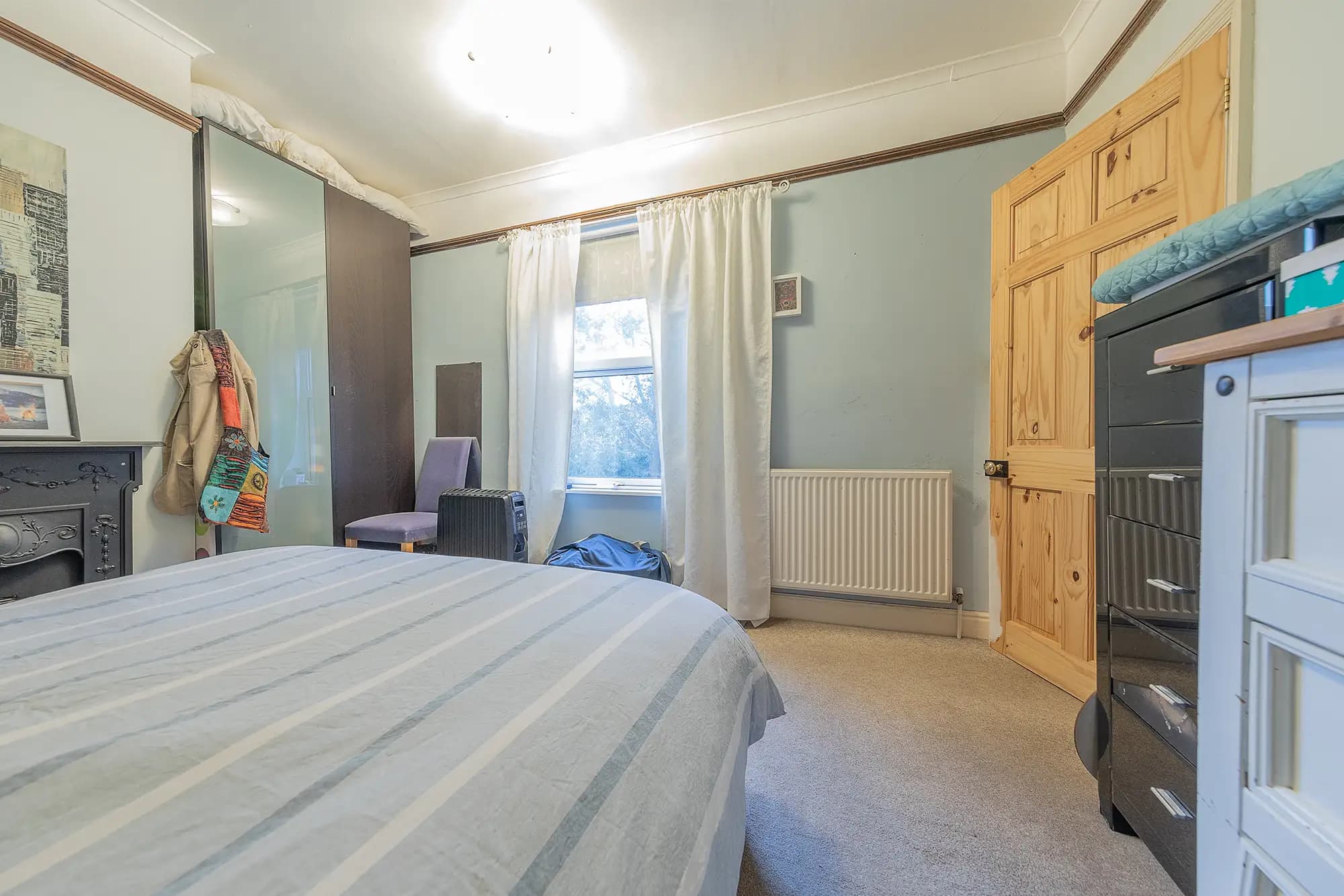 property photo 11 of 16