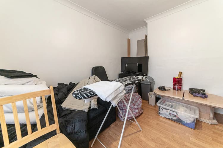 property photo 15 of 22