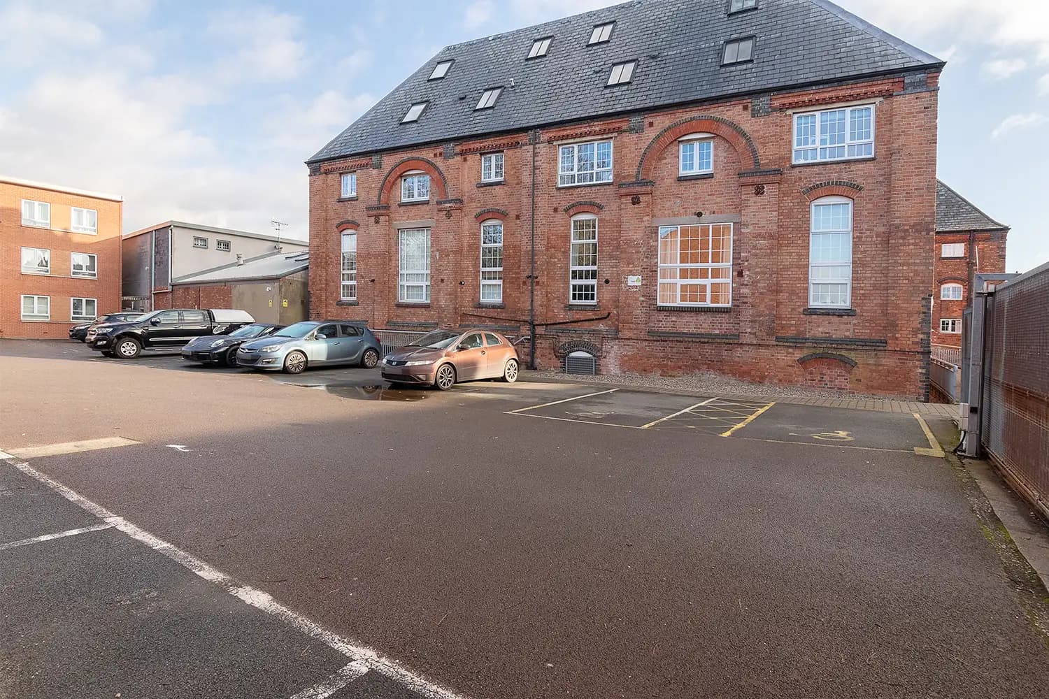 property photo 24 of 28