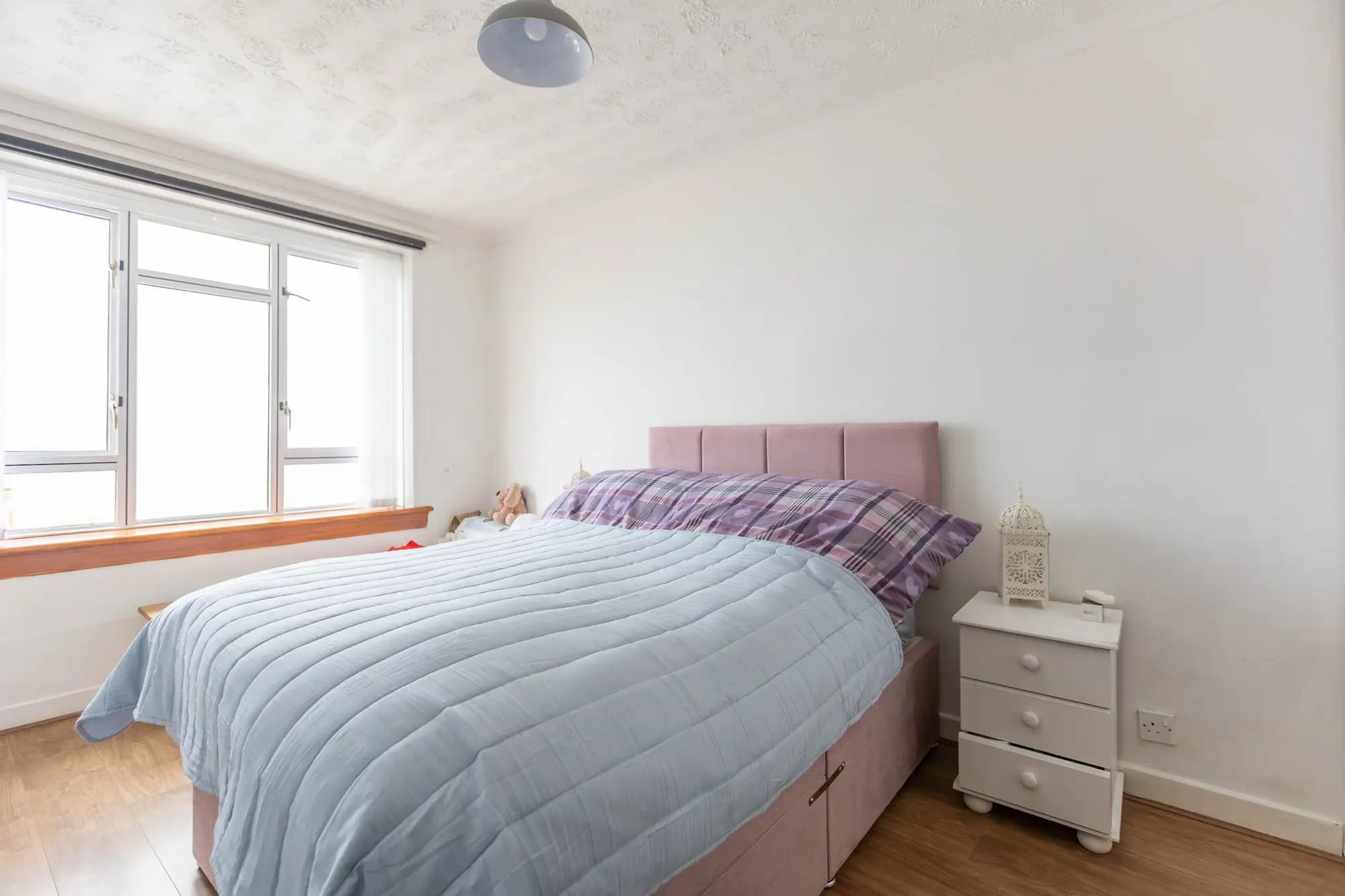 property photo 13 of 17