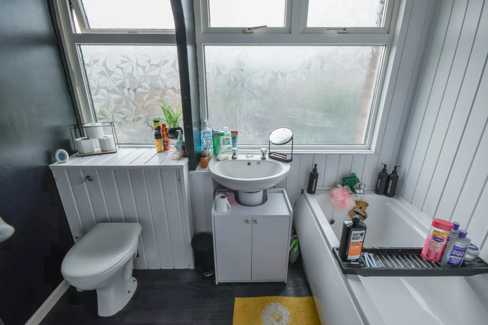 property photo 7 of 20