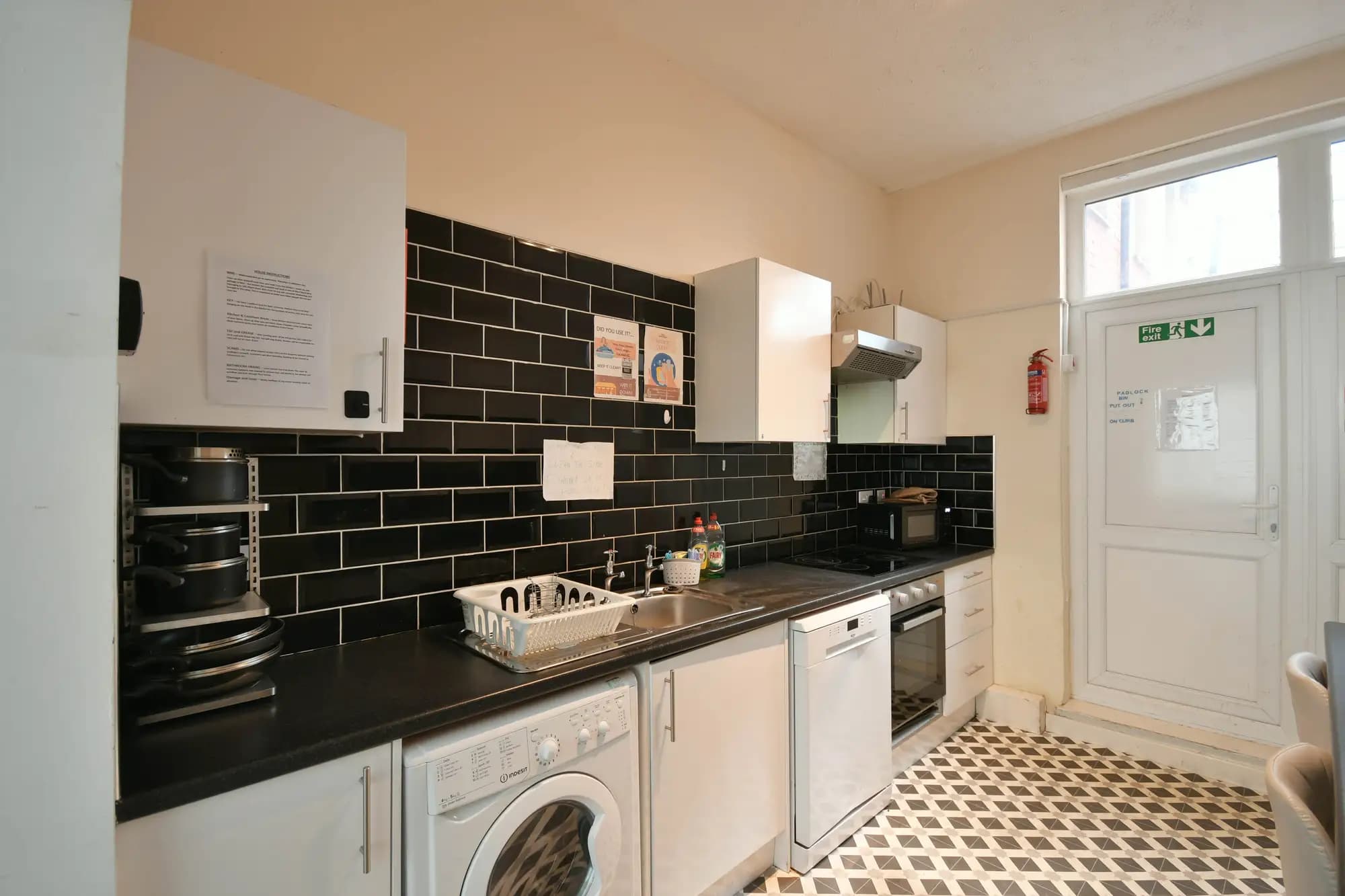 property photo 7 of 29