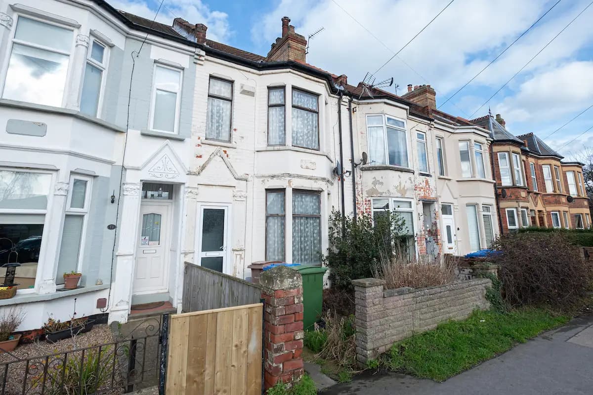 property photo 17 of 20