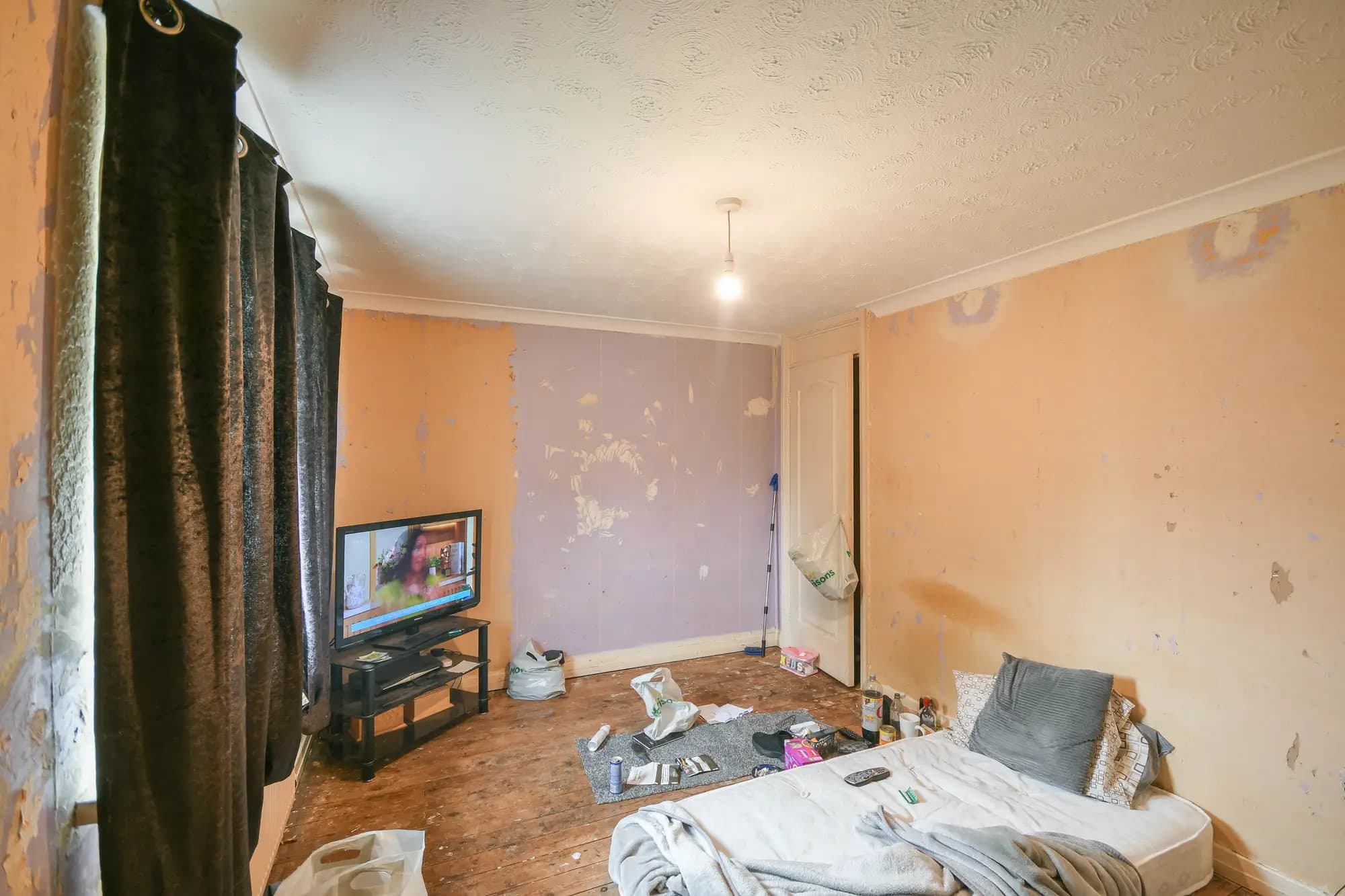 property photo 10 of 16