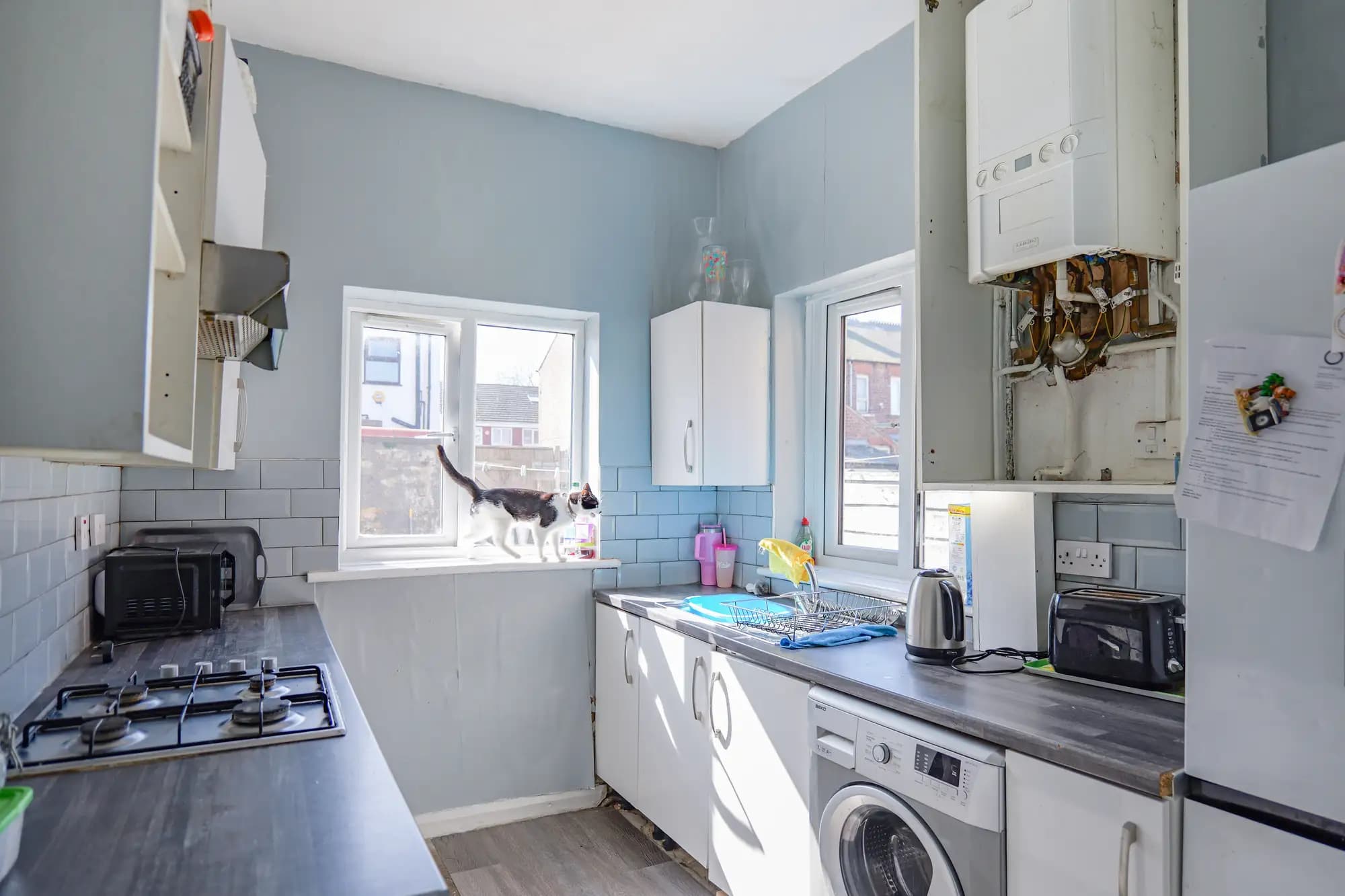 property photo 9 of 25