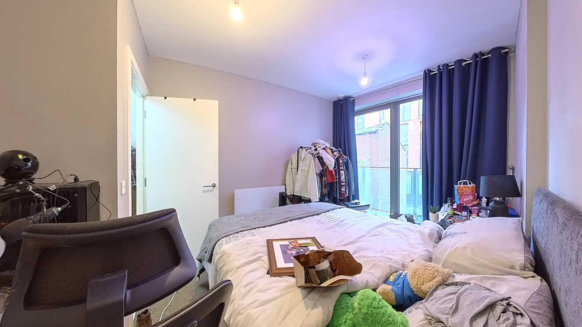 property photo 11 of 17