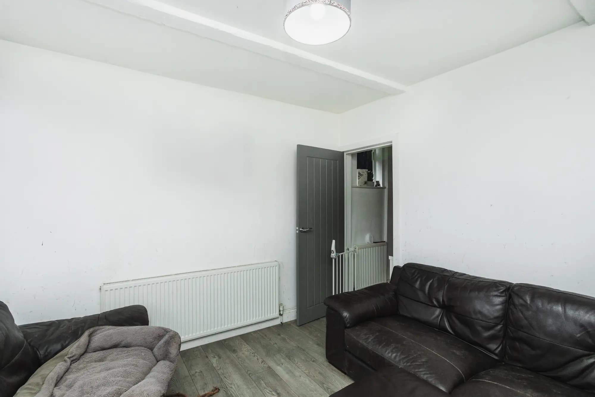 property photo 4 of 19