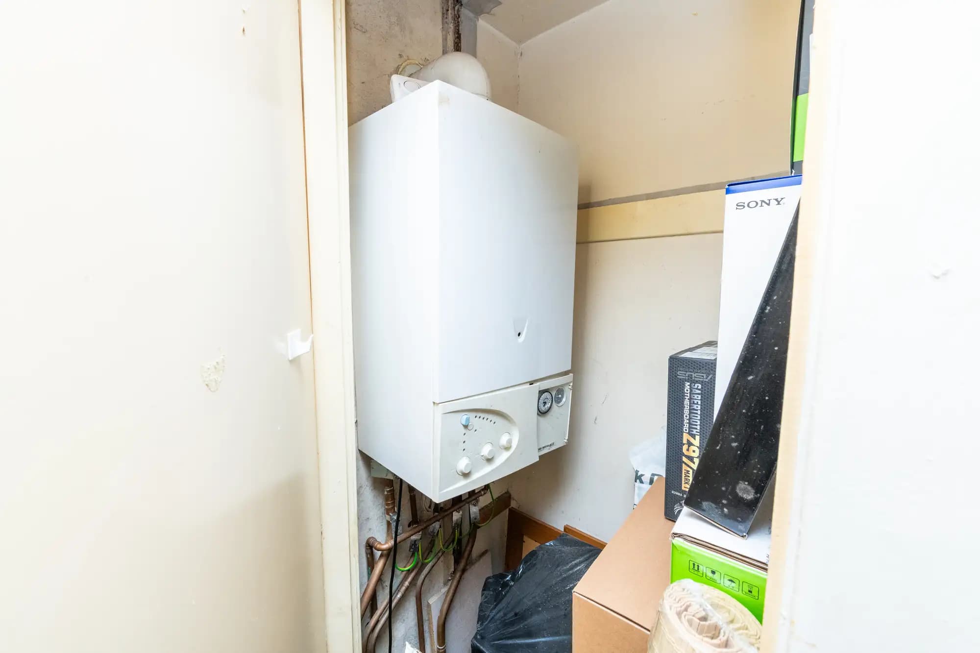 property photo 14 of 19