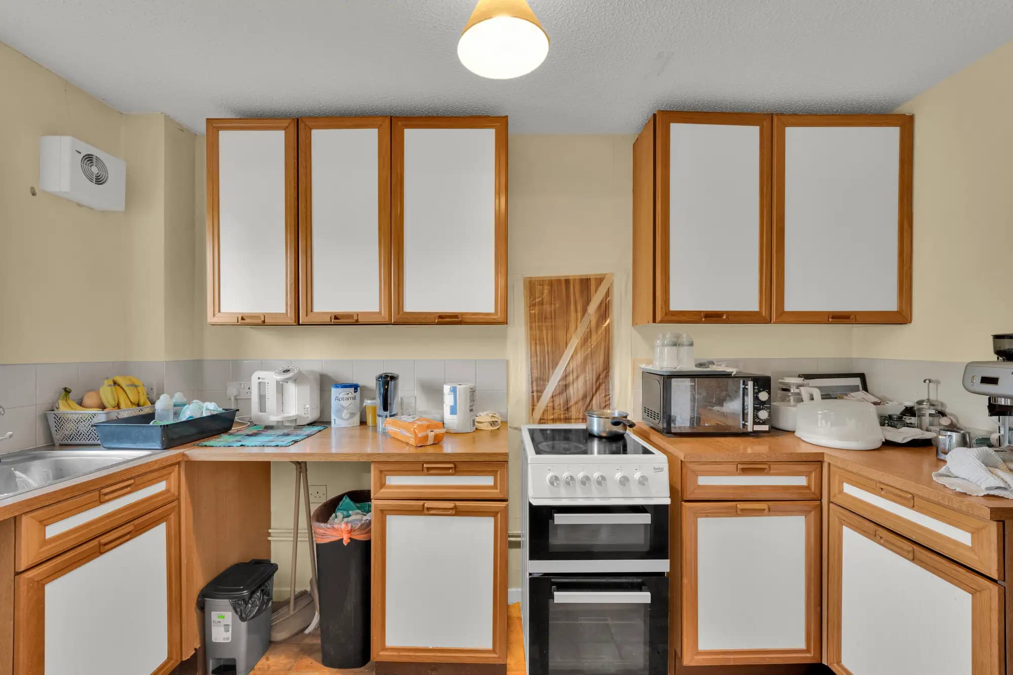 property photo 6 of 16