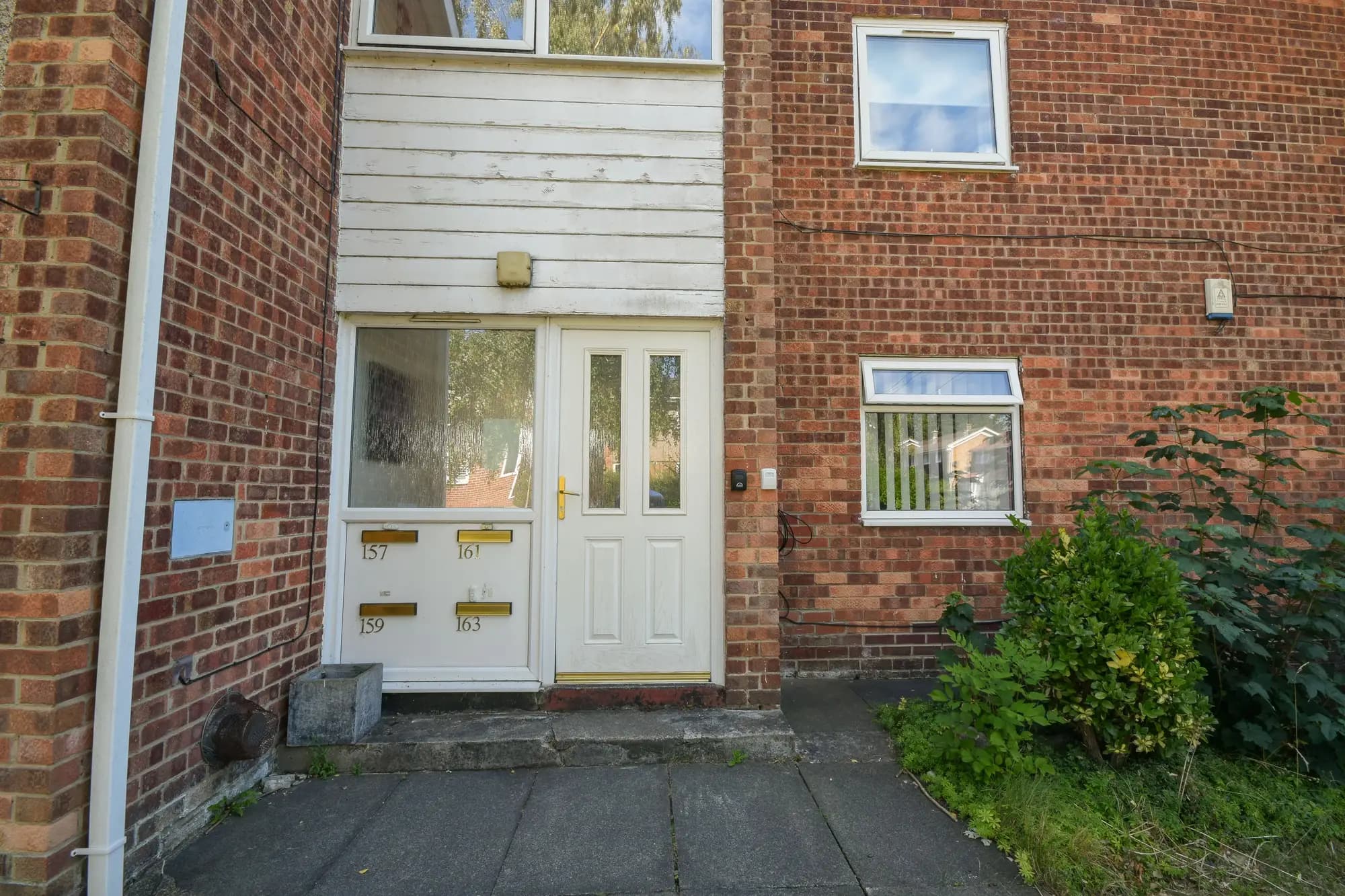 property photo 13 of 14