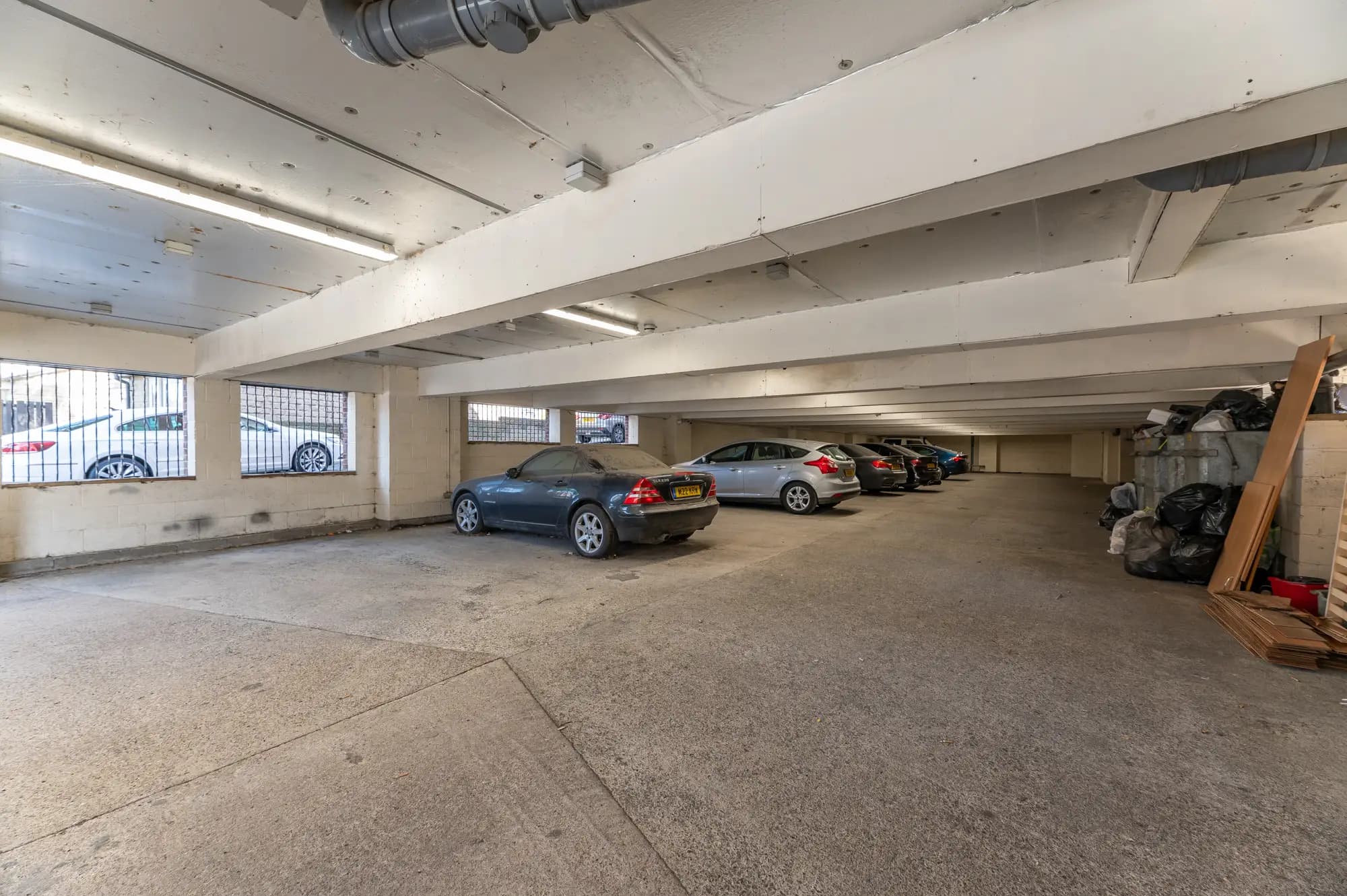 property photo 25 of 28