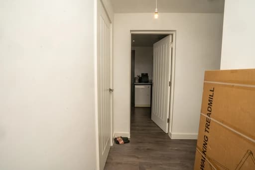 property photo 20 of 25