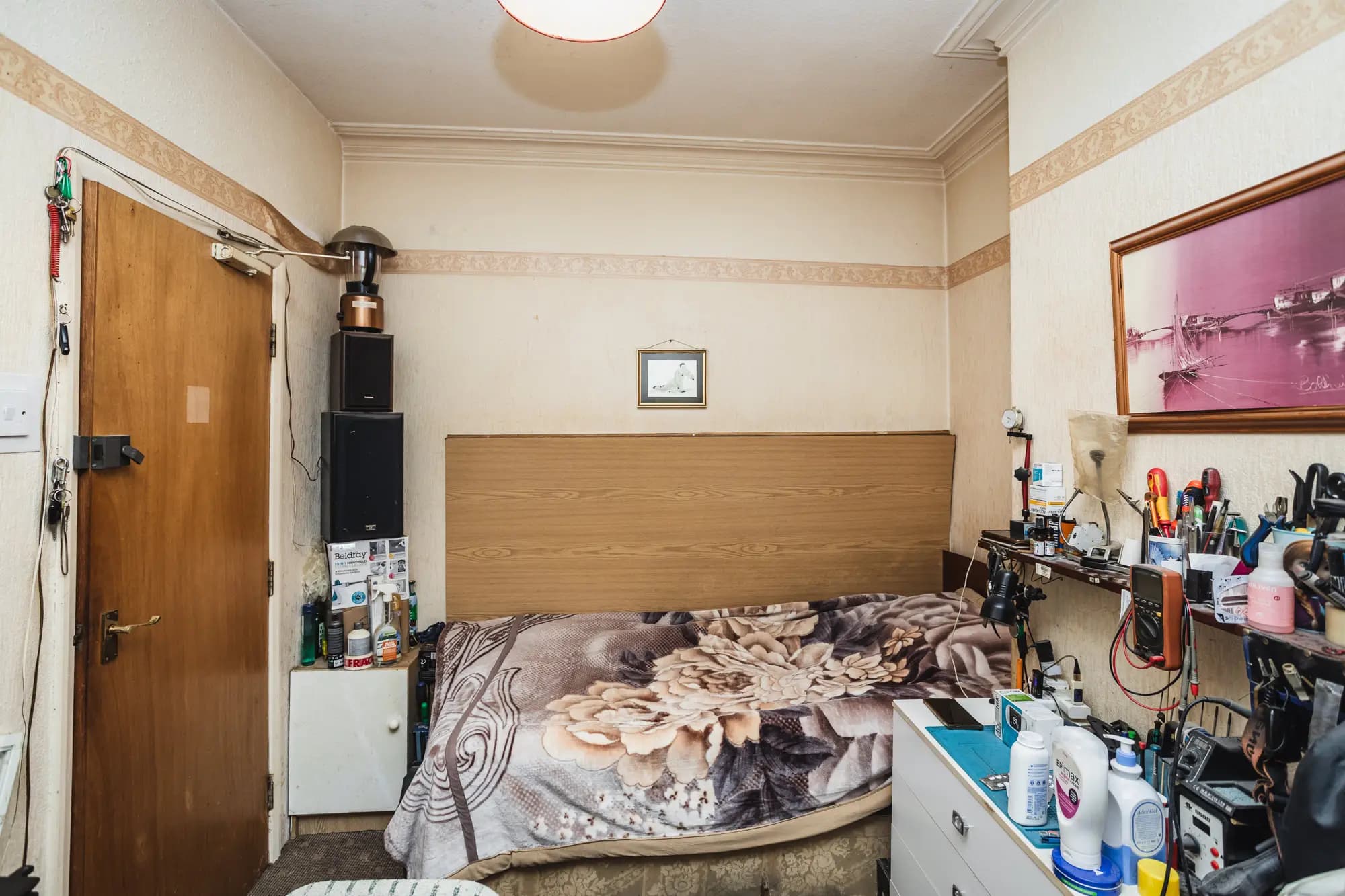 property photo 10 of 34