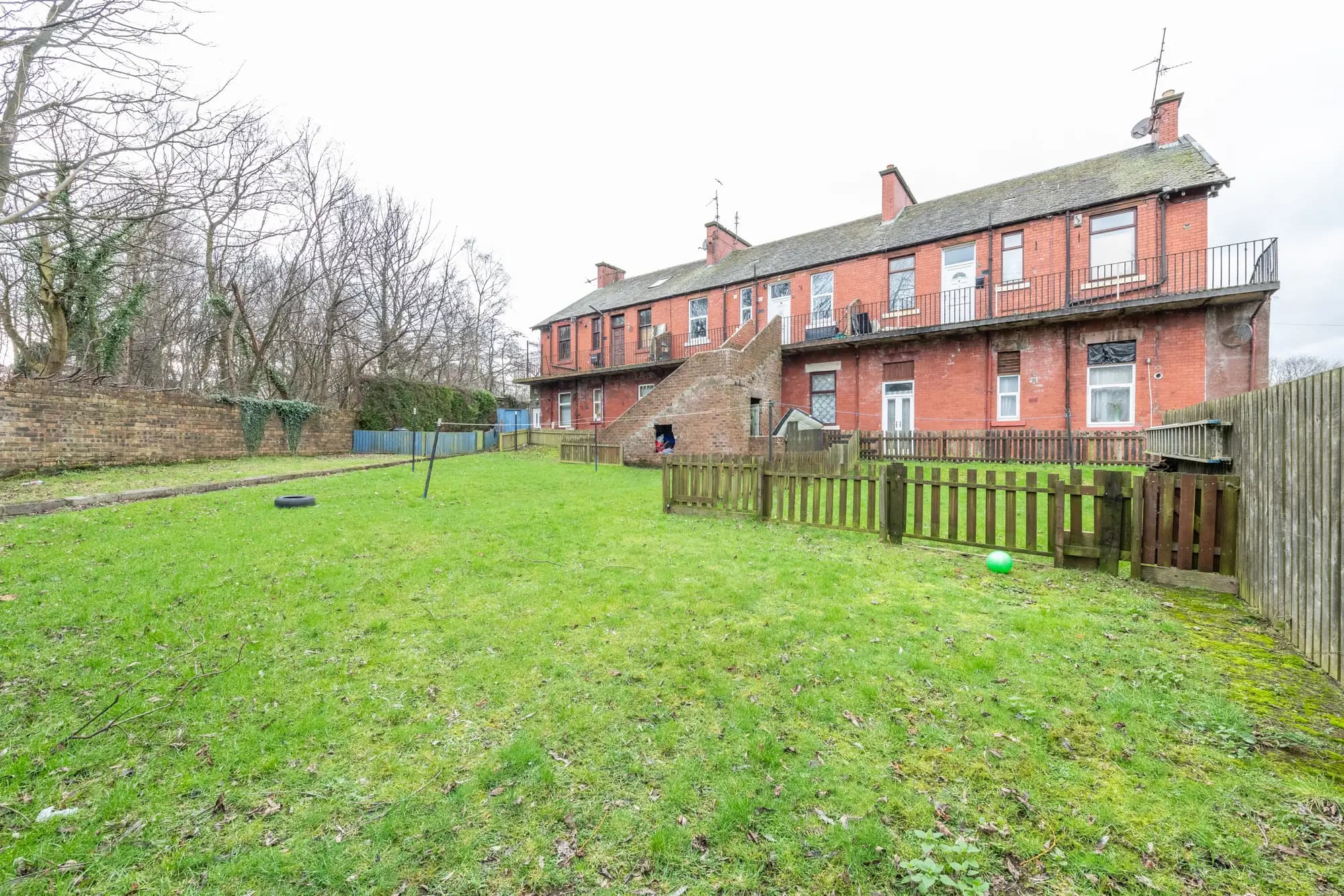 property photo 27 of 30