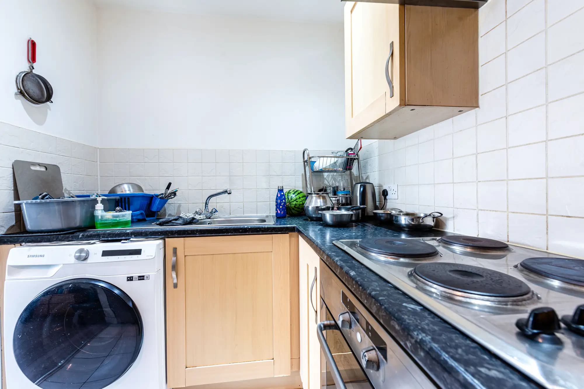 property photo 10 of 34
