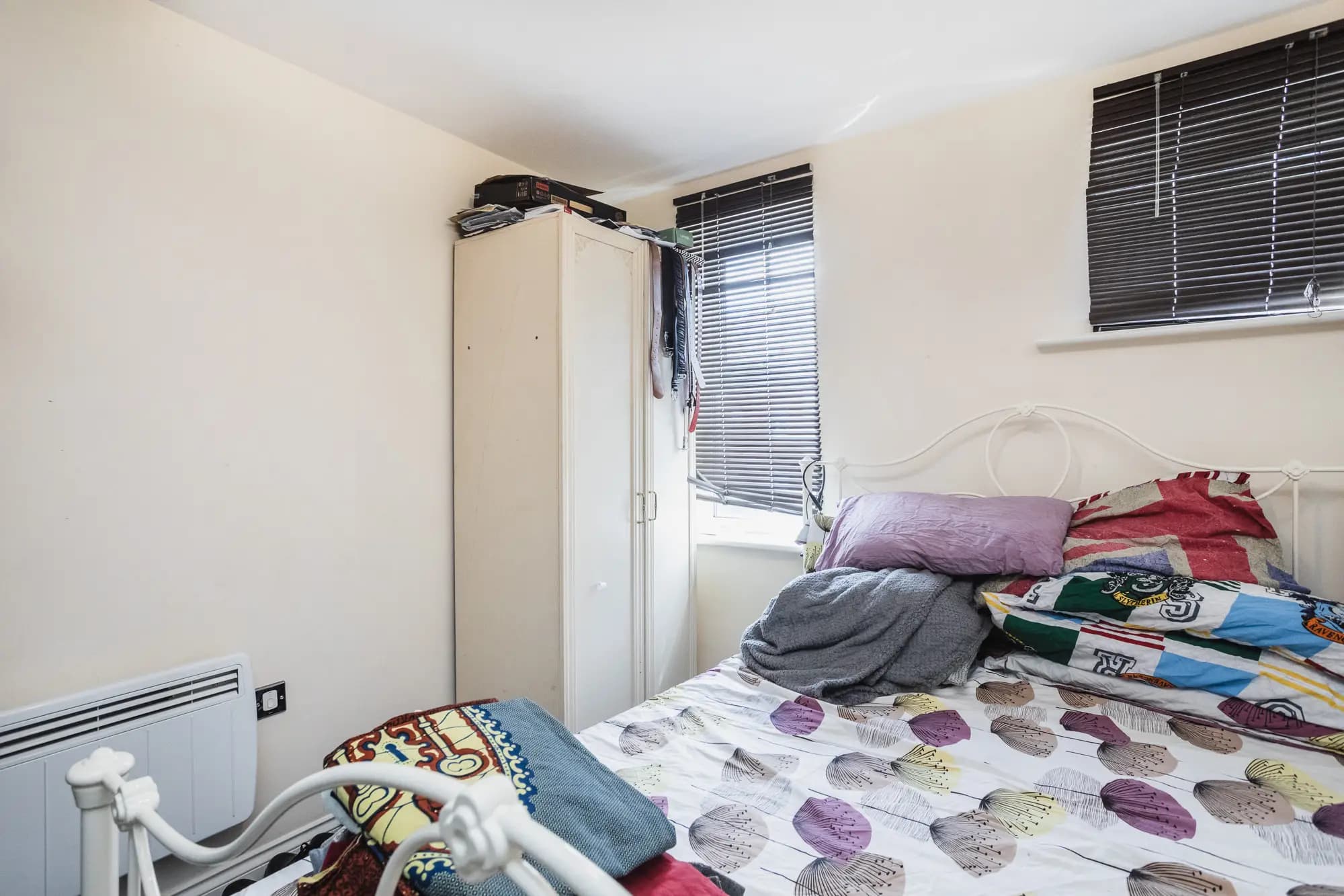 property photo 13 of 17