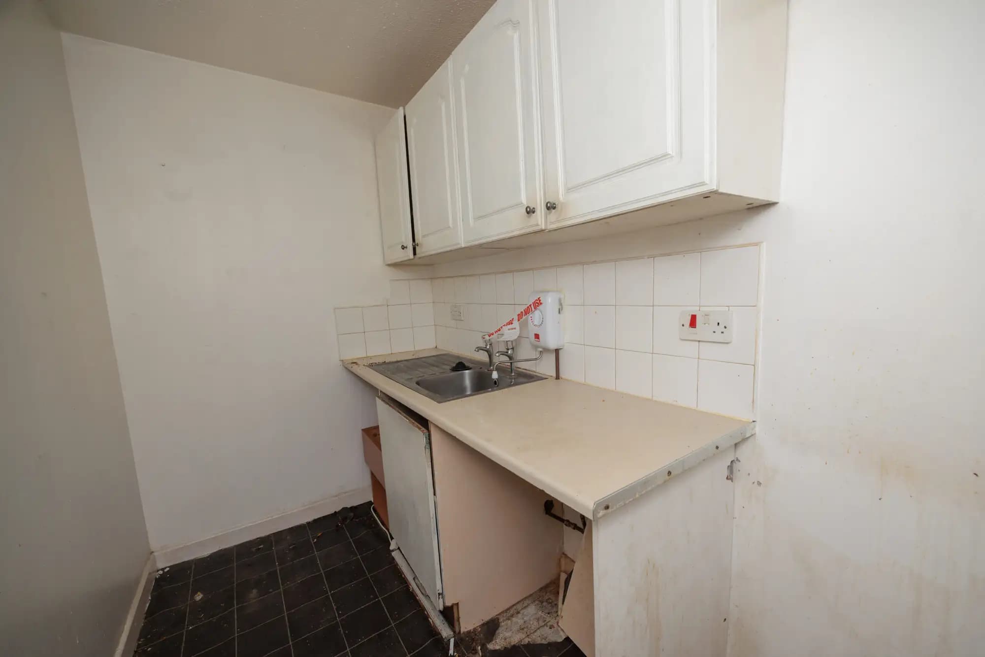 property photo 7 of 50
