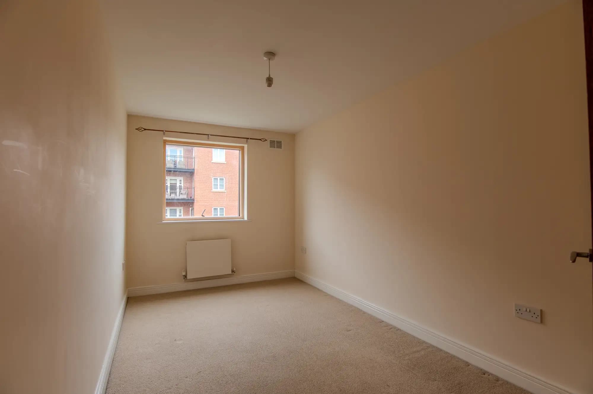 property photo 12 of 20