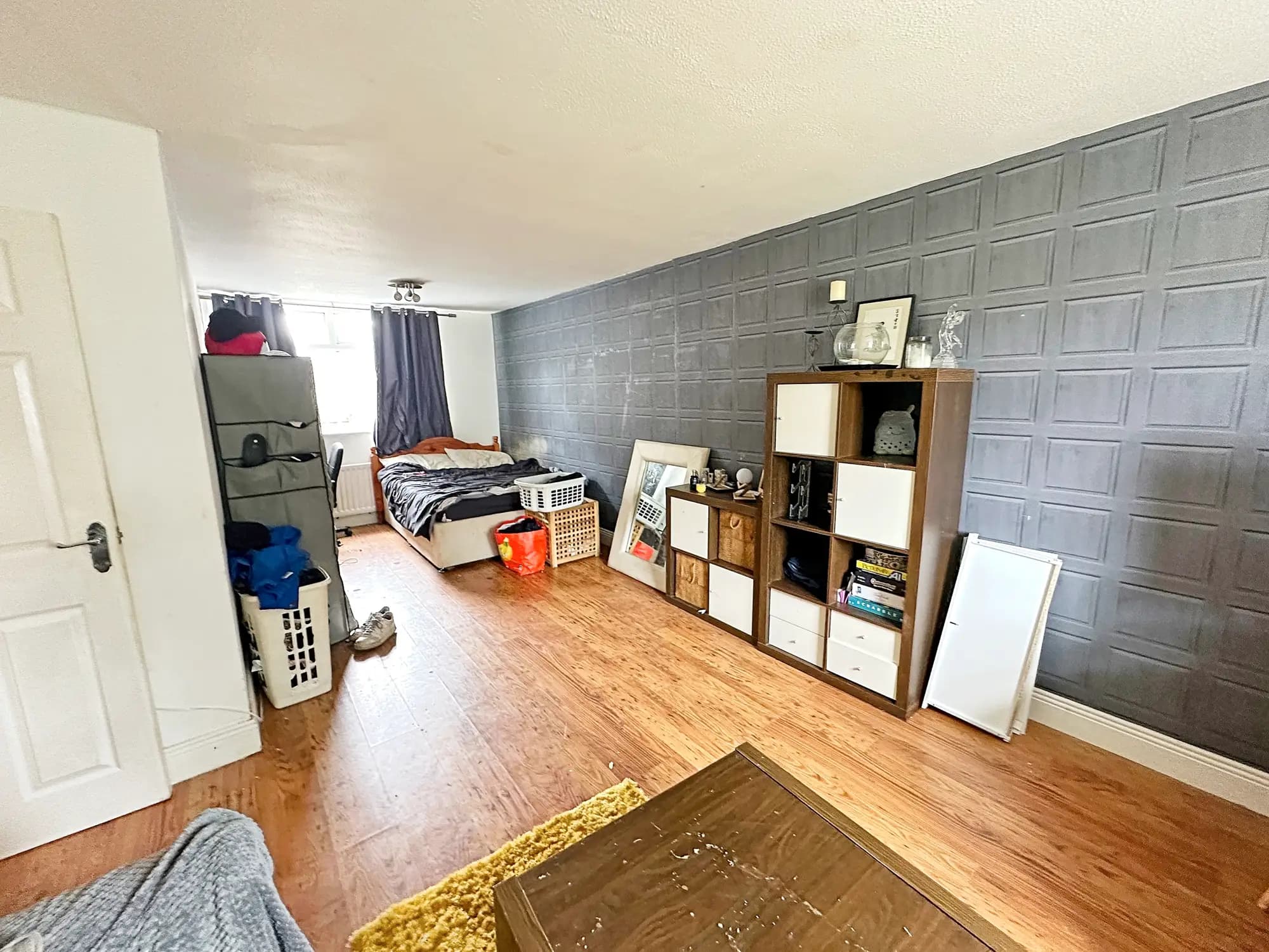 property photo 4 of 24