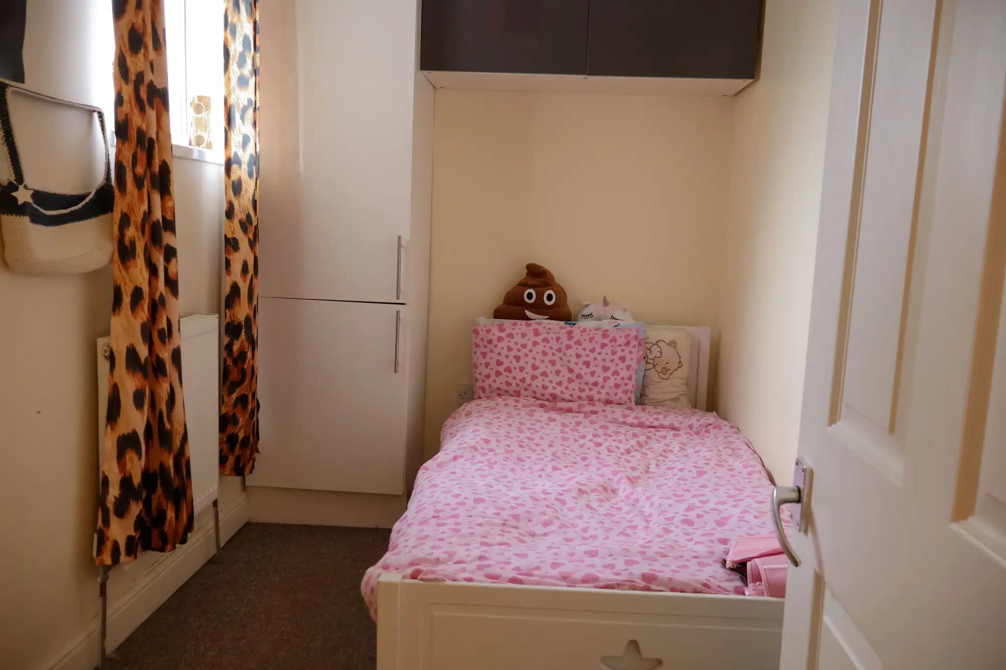 property photo 12 of 19