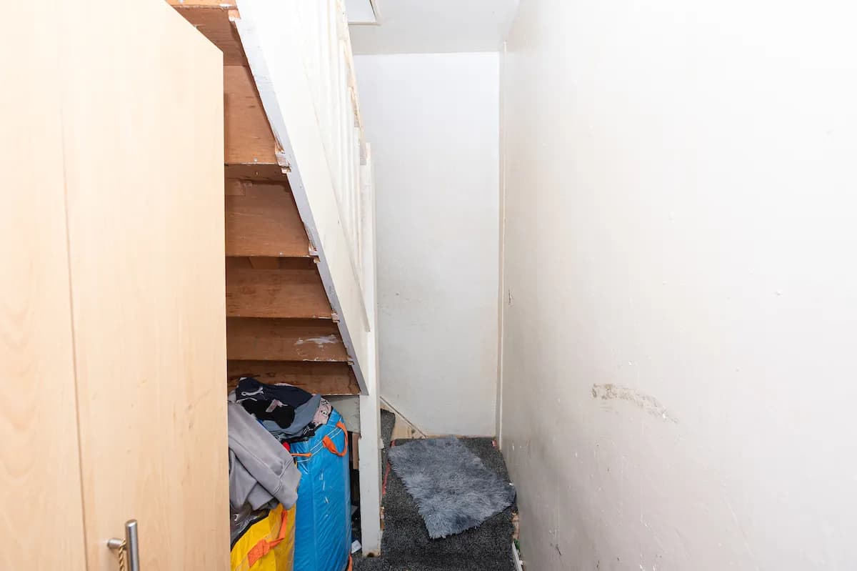 property photo 17 of 21