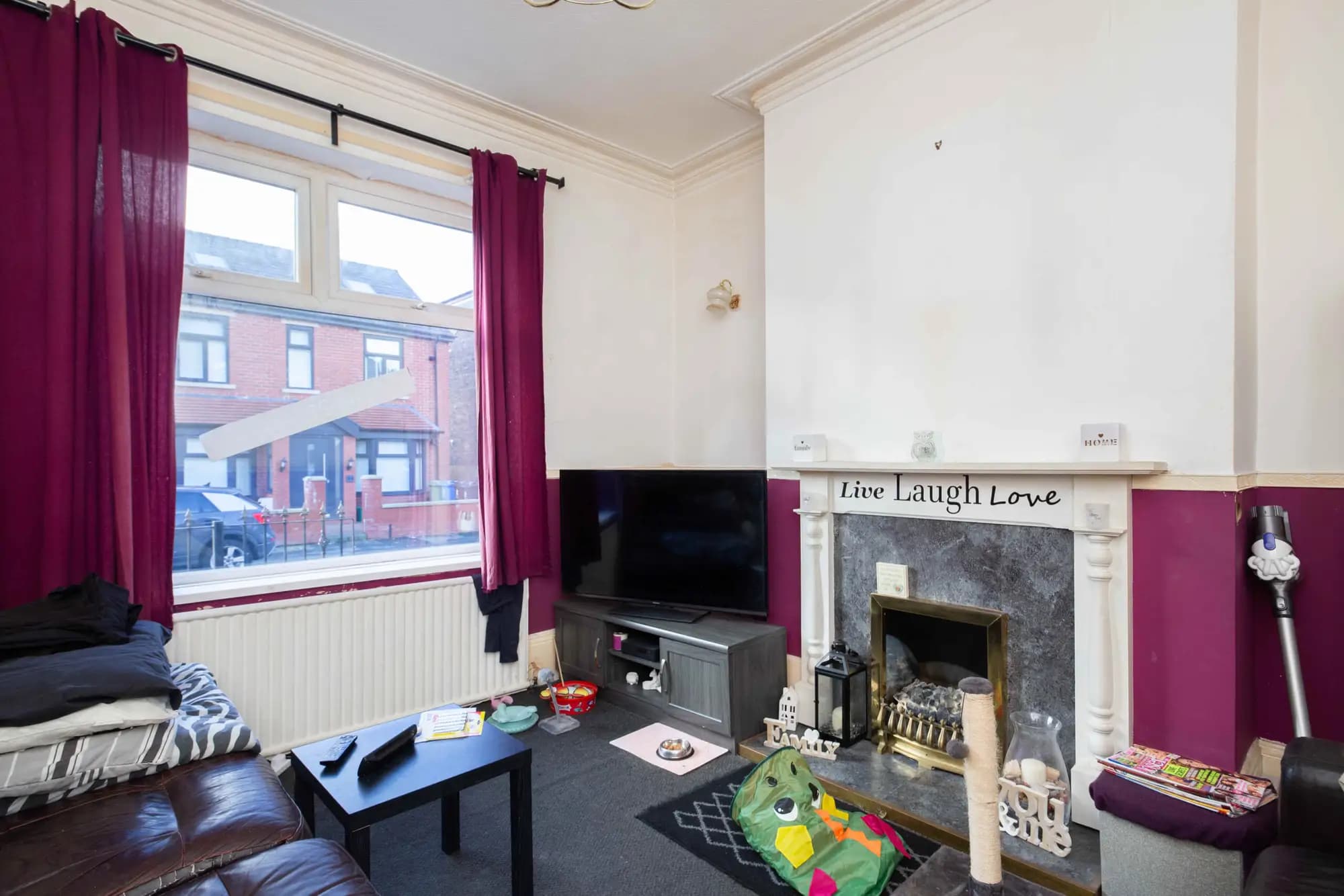 property photo 3 of 17