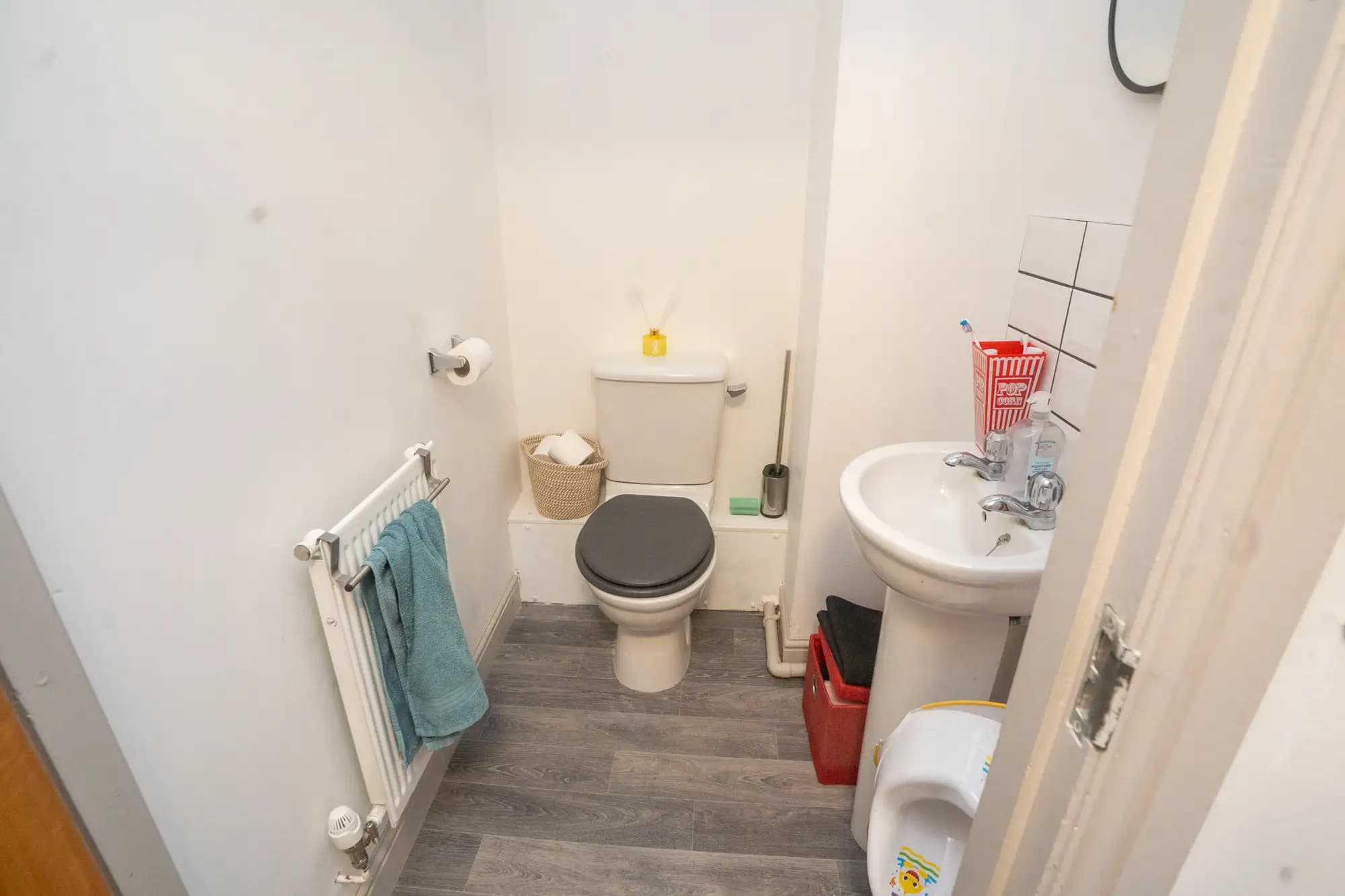 property photo 9 of 17