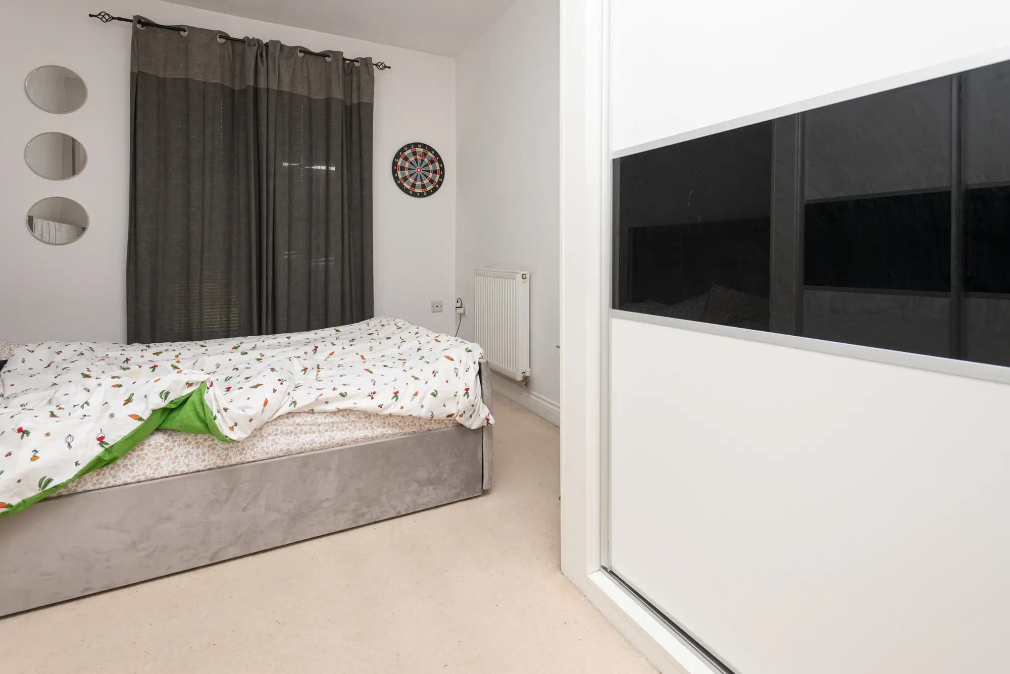 property photo 19 of 28