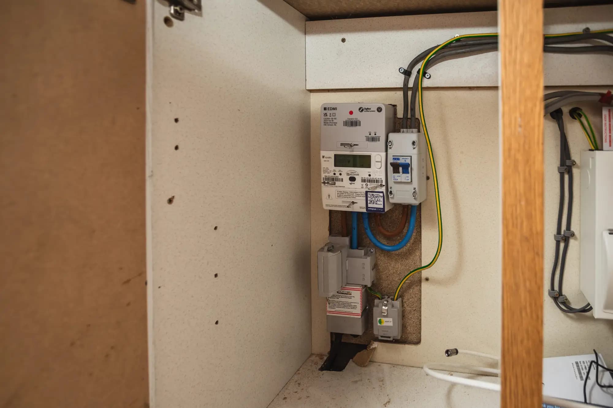 property photo 15 of 17