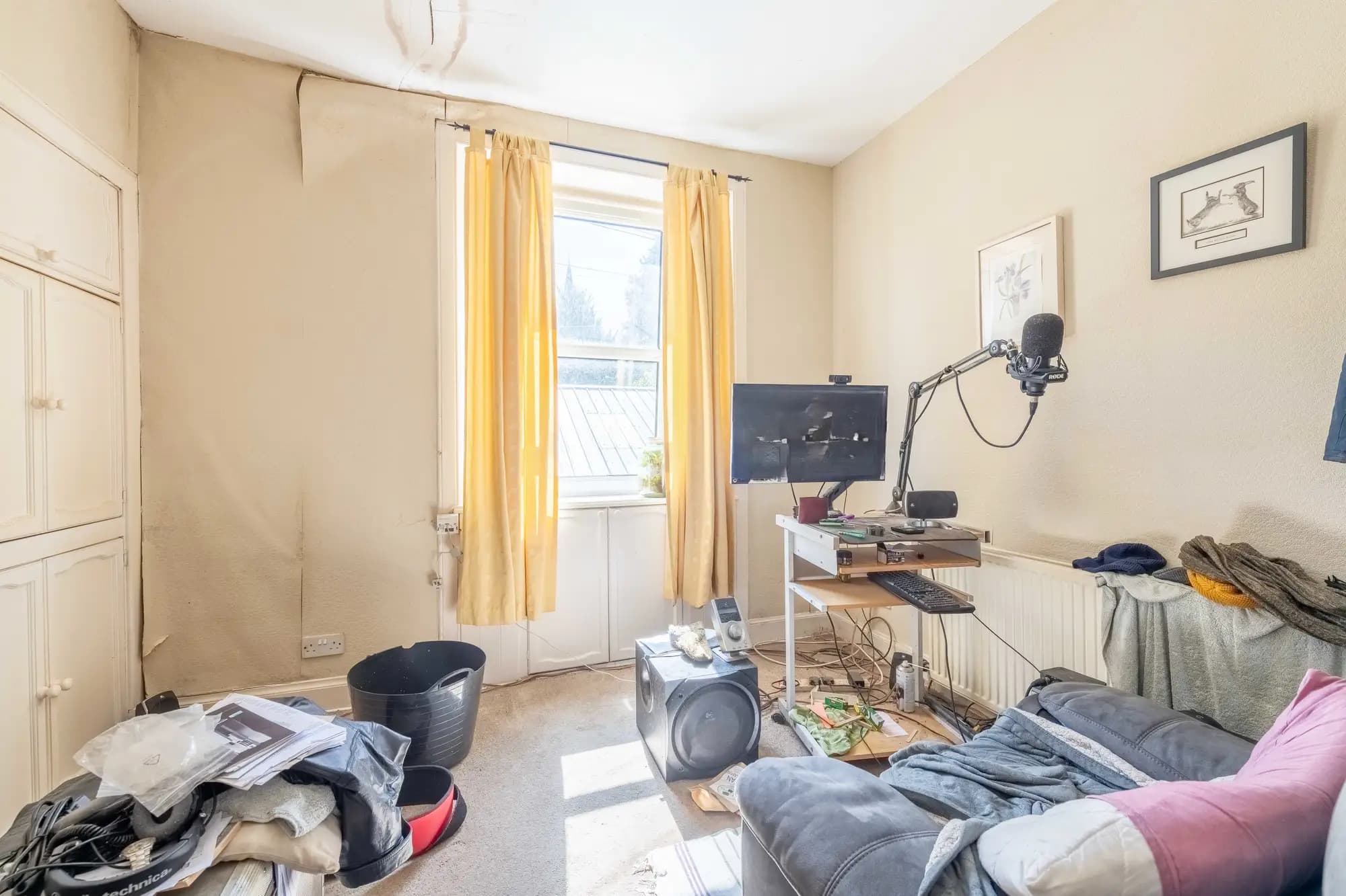 property photo 13 of 28