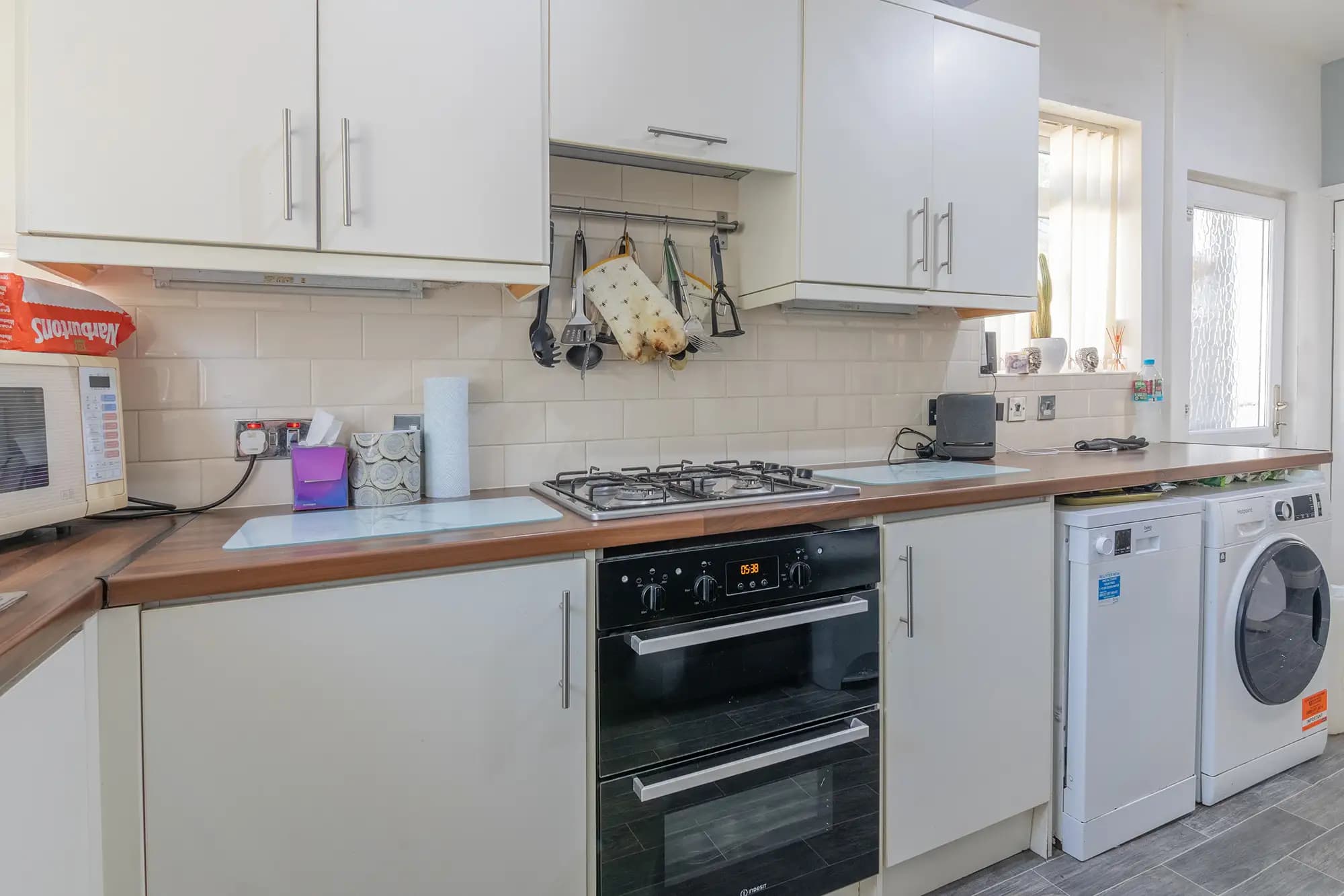 property photo 20 of 37