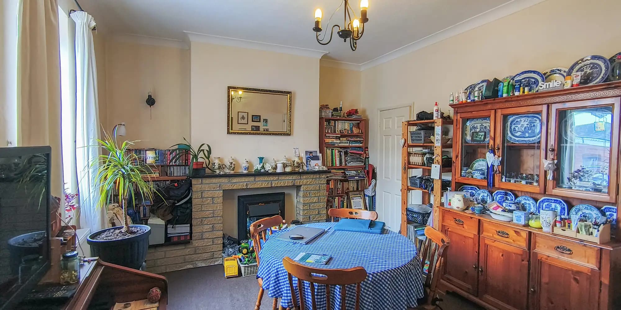 property photo 7 of 16